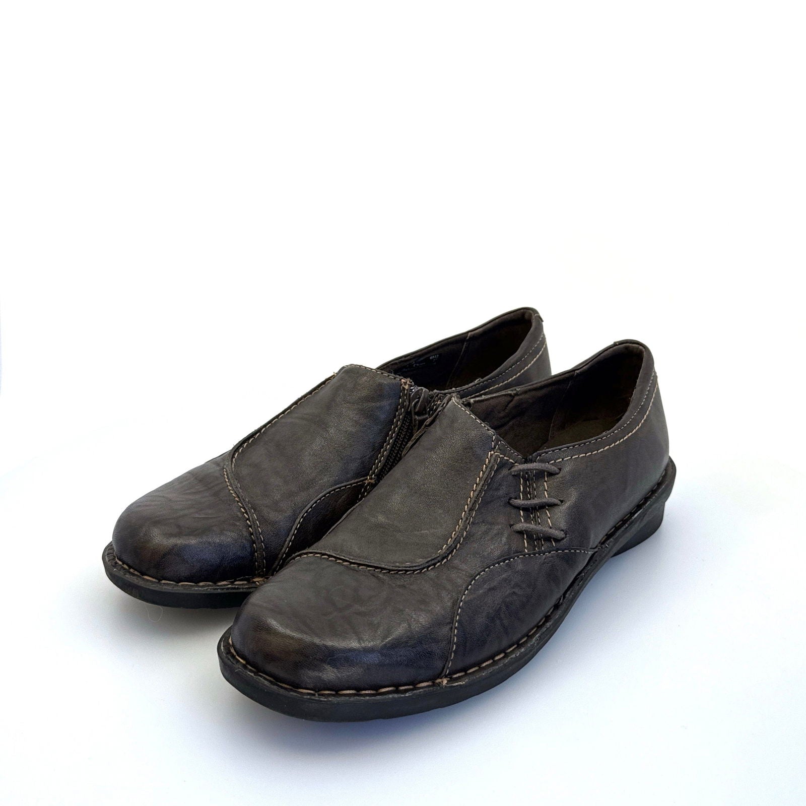 Clarks Bendables | Women Asymmetric Zipper Leather Shoes | Color: Brown | Size: 8.5M -  | Buy at Parsimony Shoppes