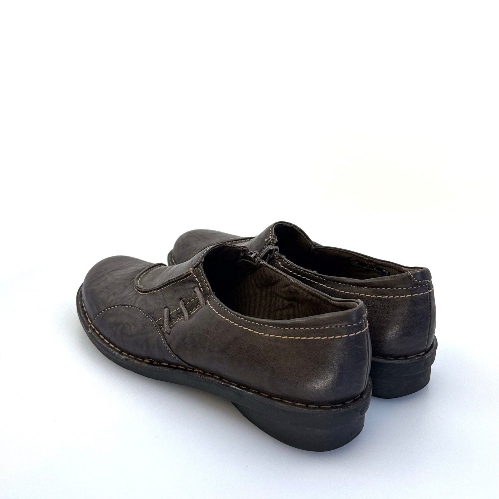 Clarks Bendables | Women Asymmetric Zipper Leather Shoes | Color: Brown | Size: 8.5M -  | Buy at Parsimony Shoppes