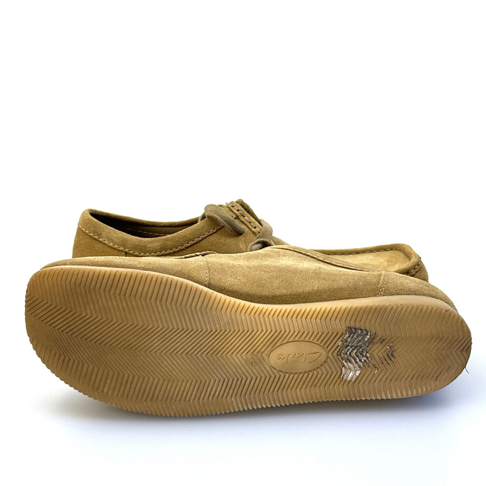 Clarks | Mens Wallabee Low Oak Hairy Shoes | Color: Beige | Size: 12M | Pre-Owned -  | Buy at Parsimony Shoppes