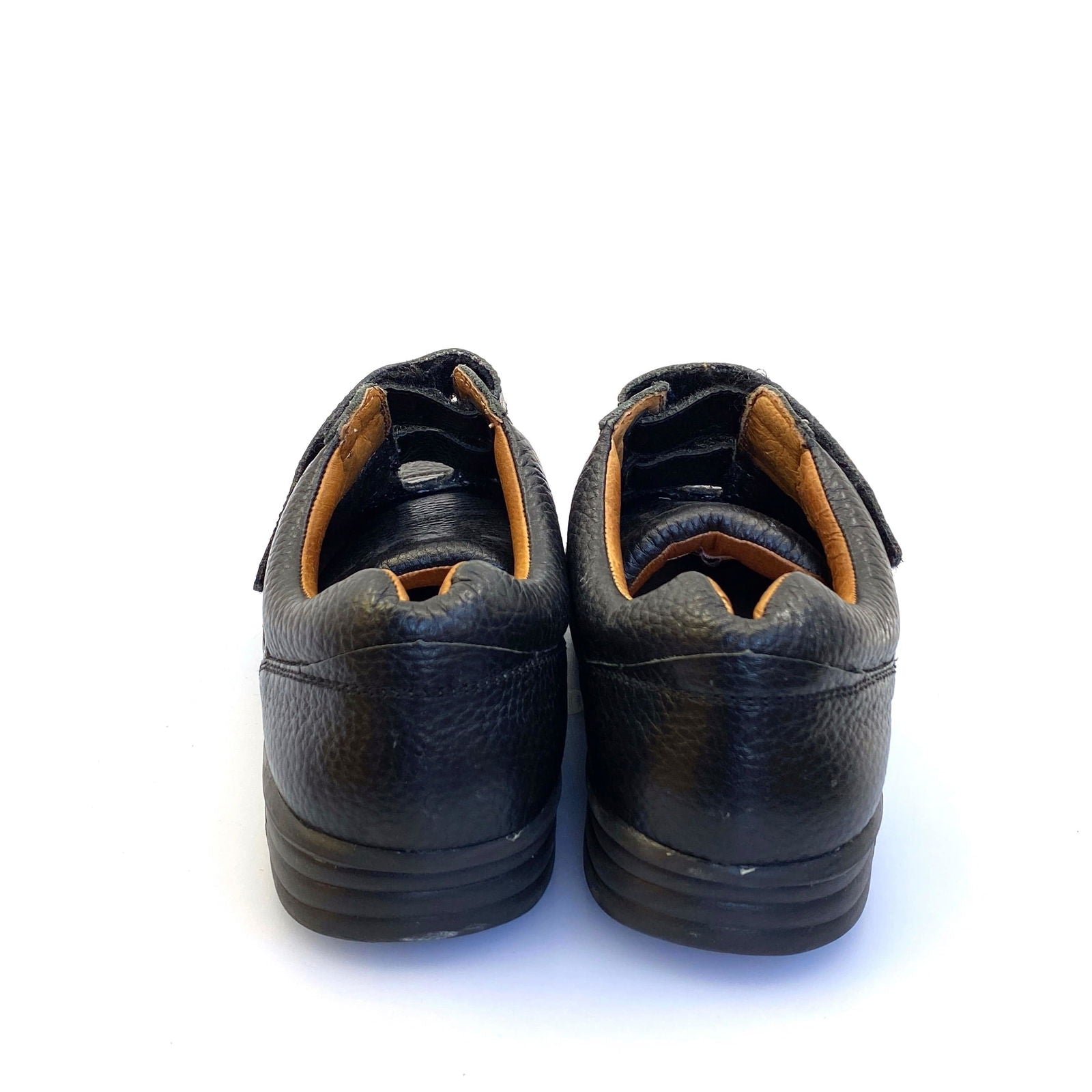 Dr Comfort Womens Size 7.5W Black Hook & Loop Sneakers Comfort Pre-Owned -  | Buy at Parsimony Shoppes
