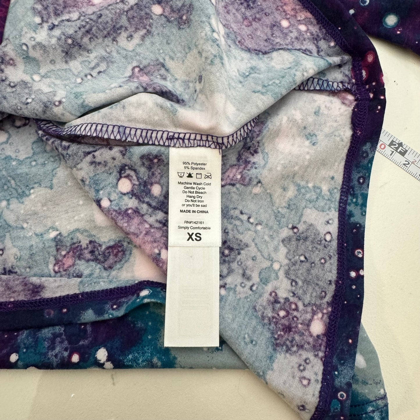 LuLaRoe Vault | Lynnae L/s Top | Size: XS (2-4) | Black/Blue | Outerspace | NWT