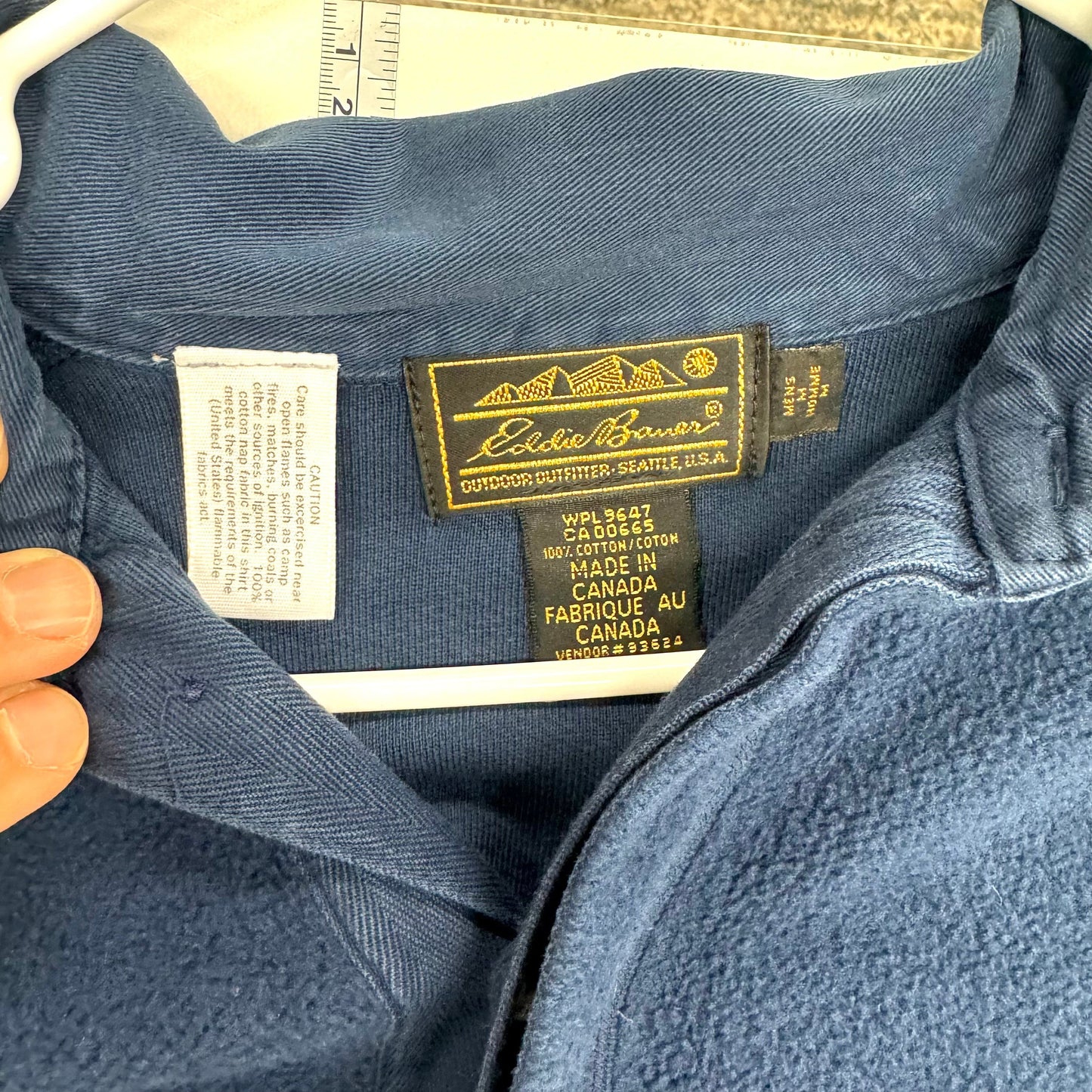 Vintage Eddie Bauer Mens Size M Blue Fleece 2-Button Collared Sweatshirt, Pre-Owned