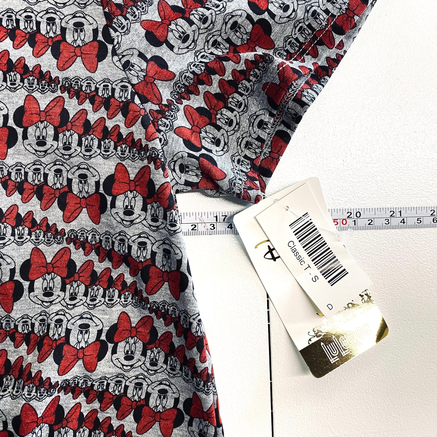 LuLaRoe Womens S Gray/Red ‘Minnie Mouse’ Pattern Classic T S/s Top NWT