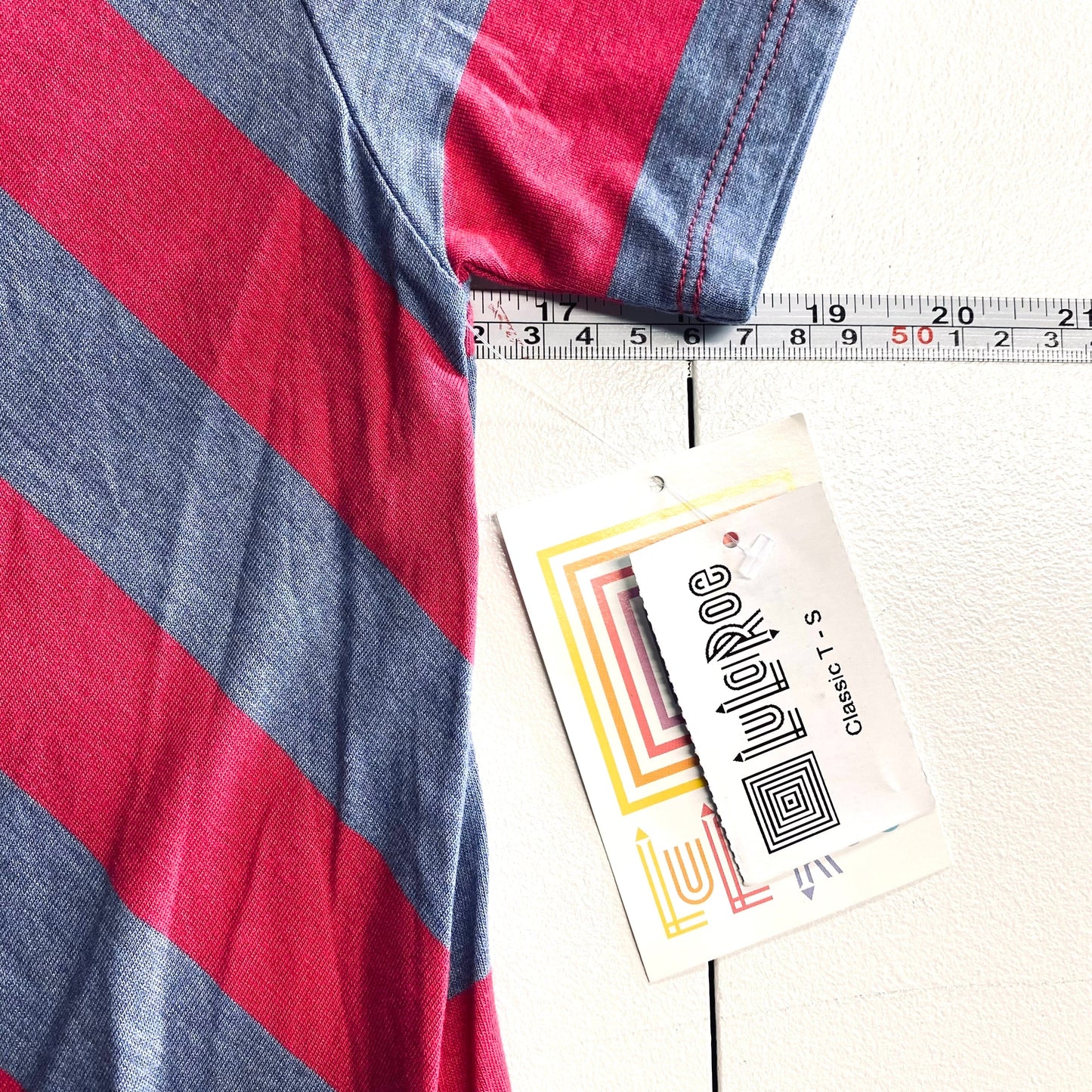 LuLaRoe Womens S Pink/Blue Diagonal Striped Classic T S/s Top NWT