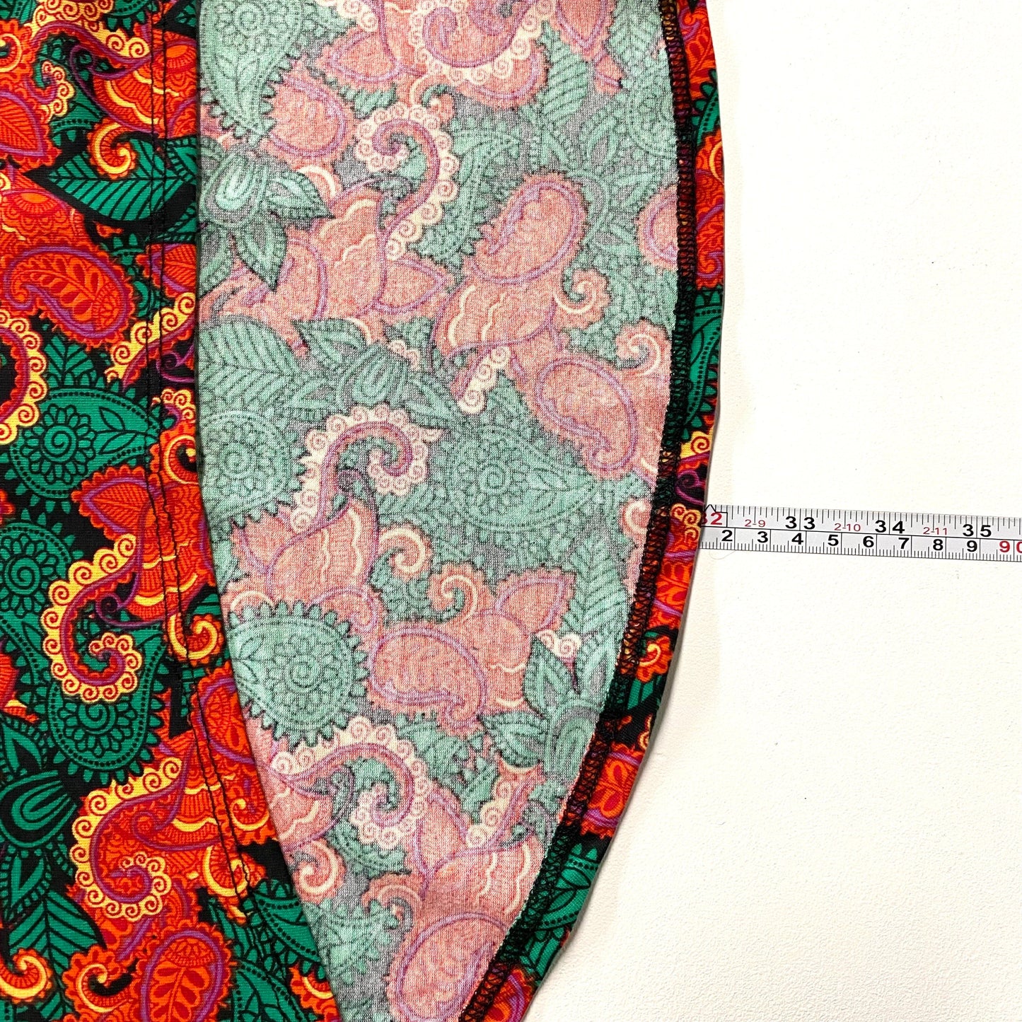 LuLaRoe Womens XS Irma Red/Green/Black Paisley/Floral S/s Tunic Top NWT