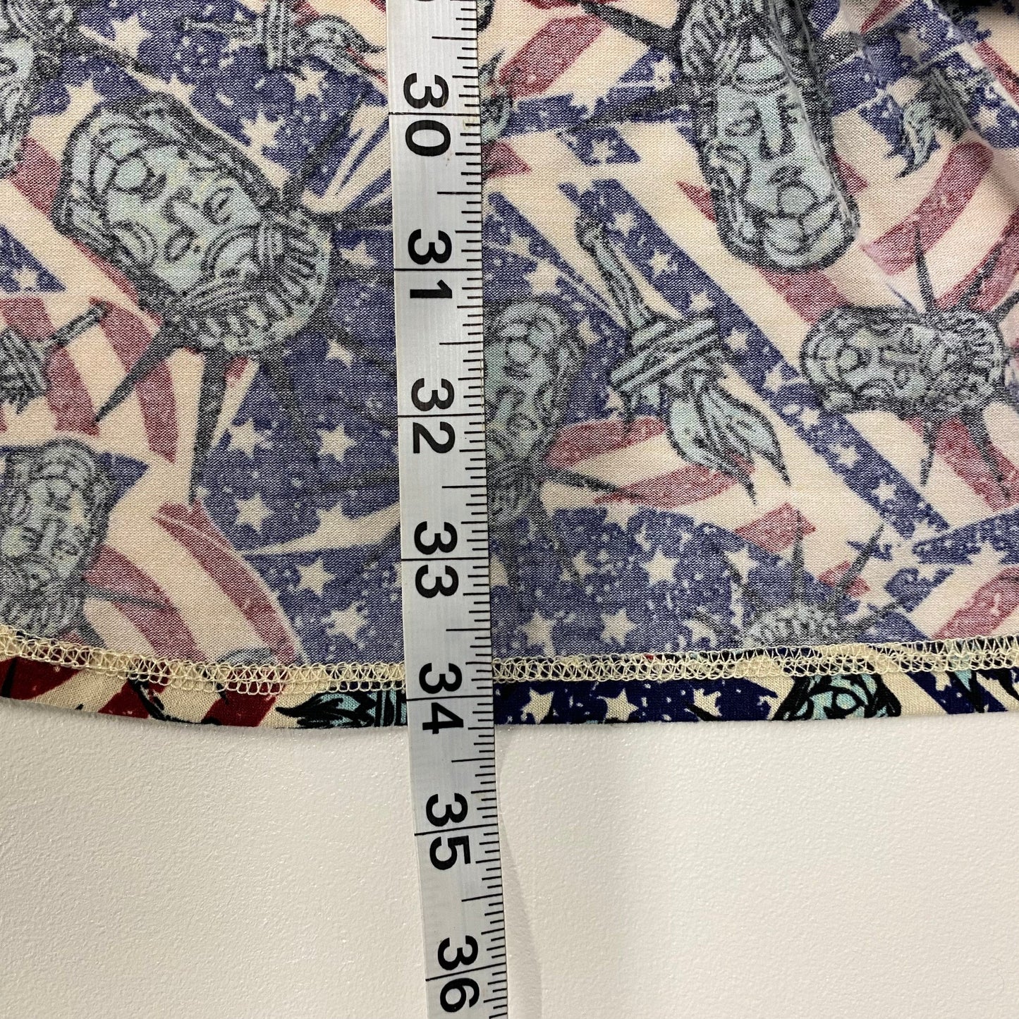 LuLaRoe Womens Size S Red/White/Blue ‘Lady Liberty’ Irma Graphic S/s Top NWT