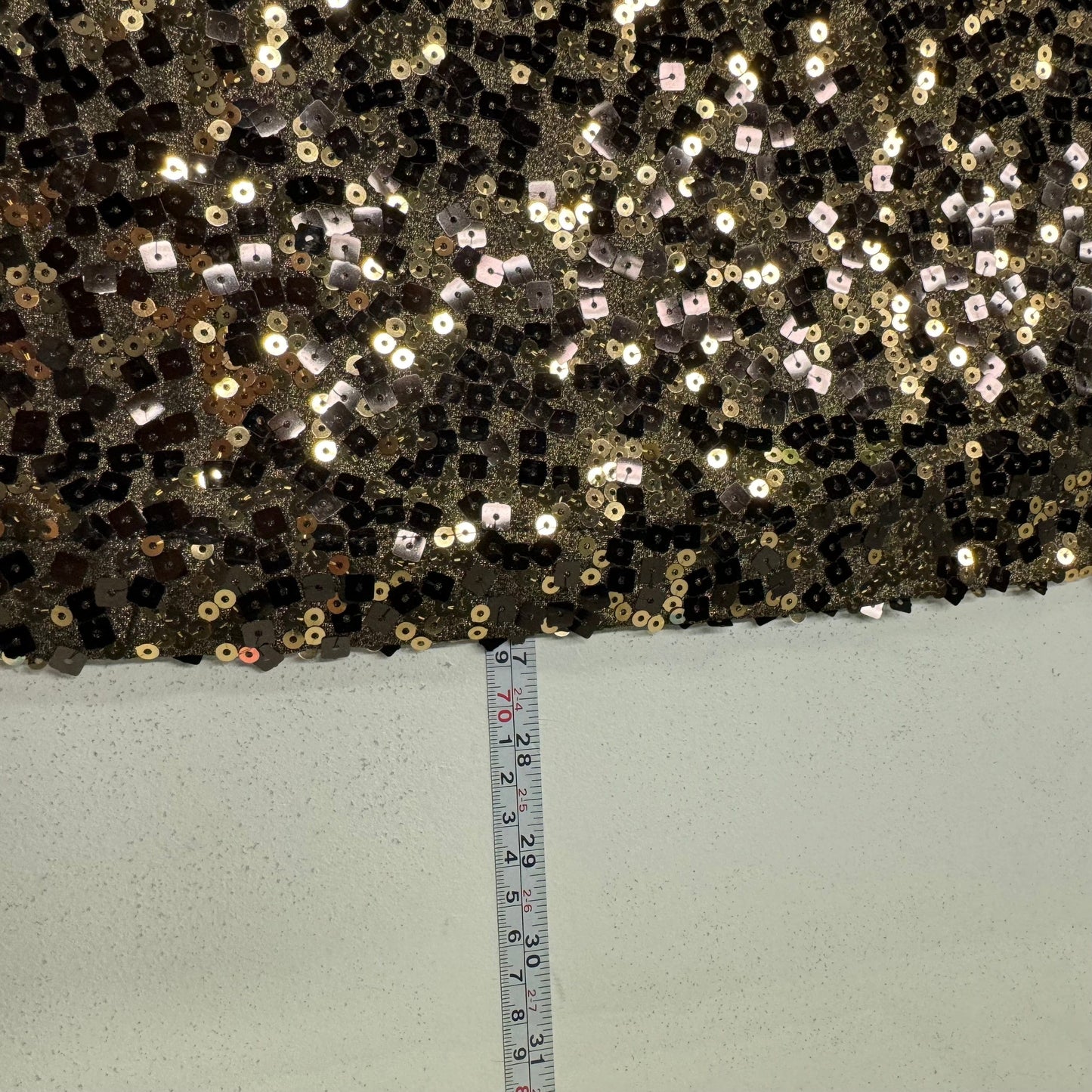 Peter Nygård | Sleeveless Sequined Party Top | Color: Gold/Black | Size: M | Pre-Owned