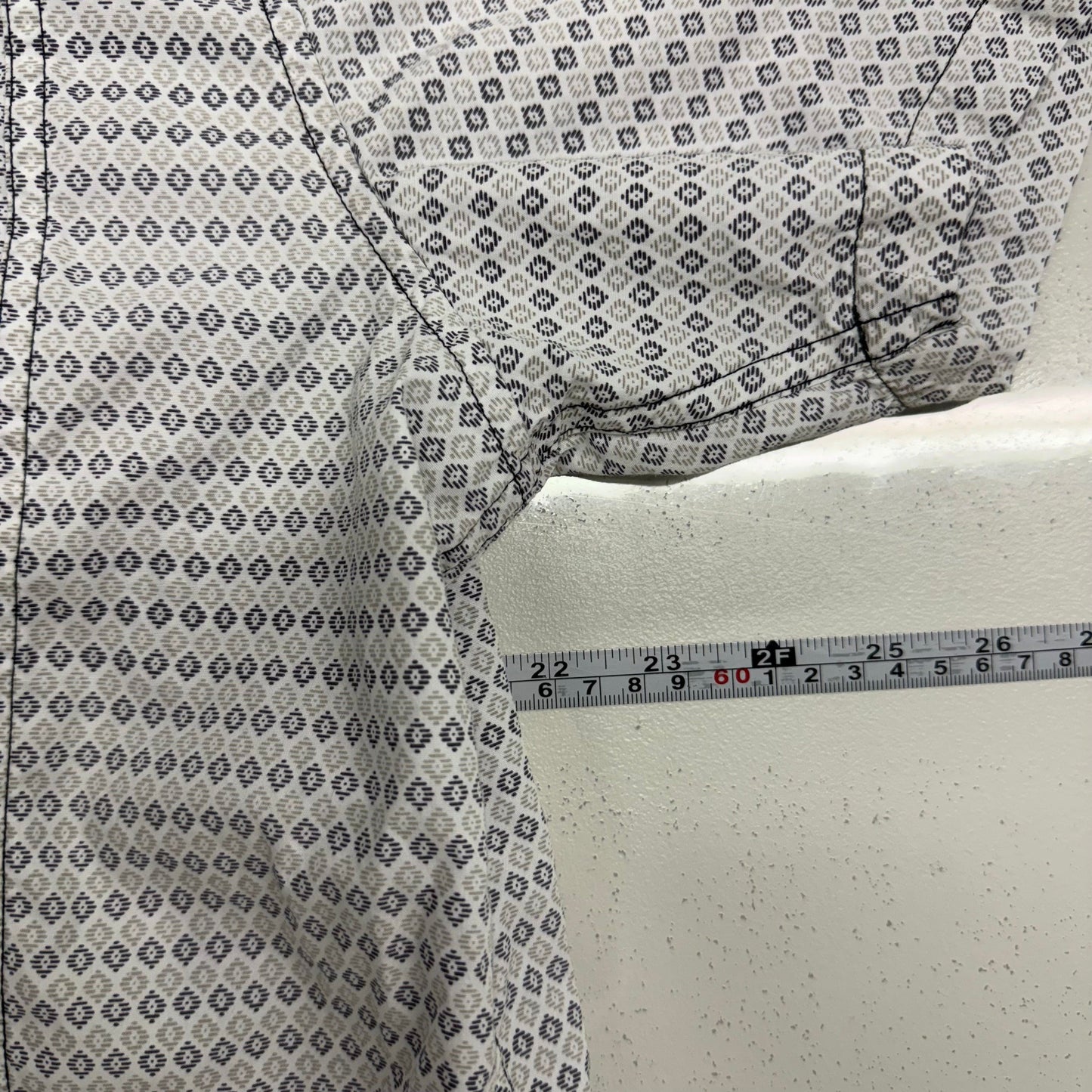 Prana | Mens Slim Fit S/s Geometric Casual Shirt | Color: White/Blue | Size: X-LRG | Pre-Owned