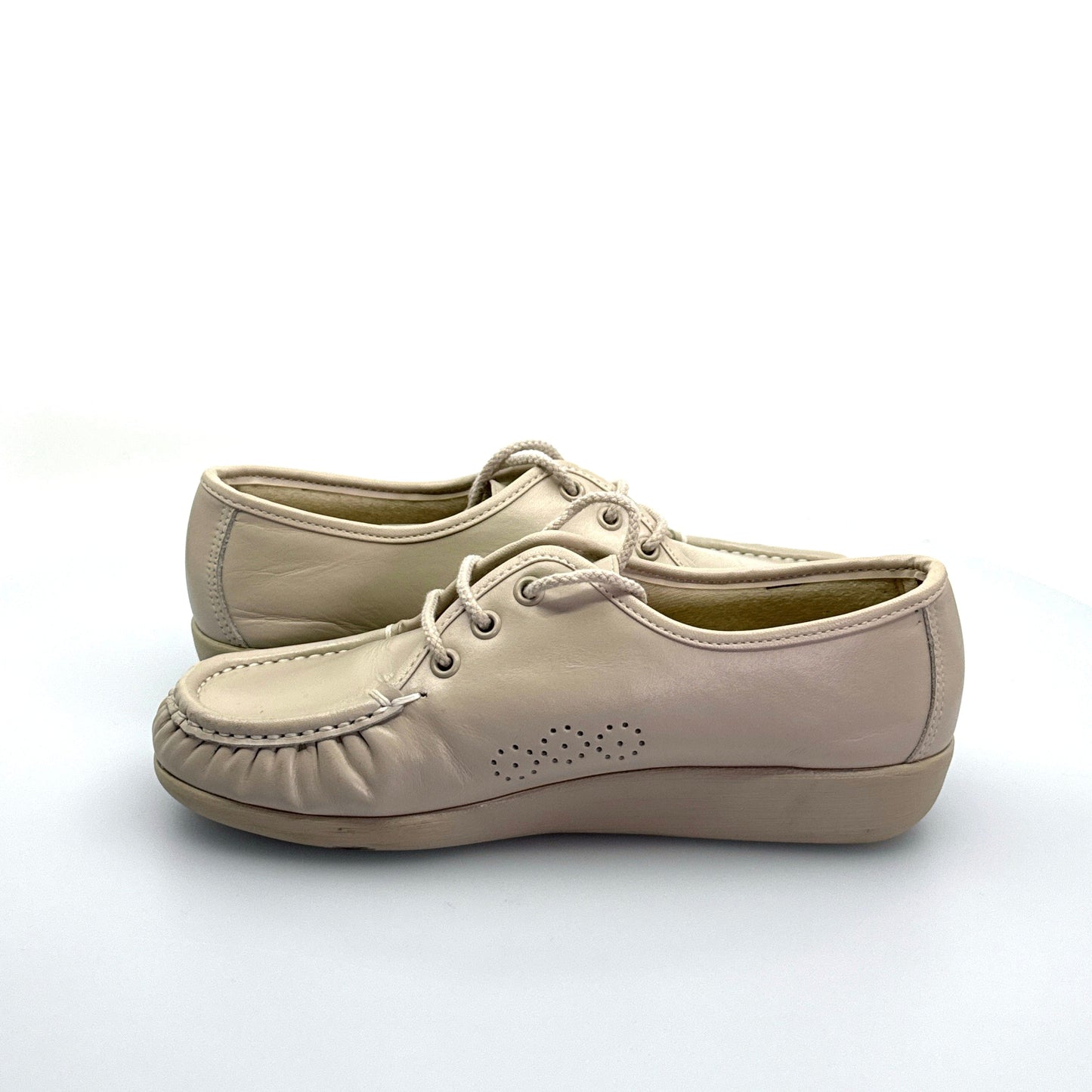 SAS | Womens Siesta Lace-Up Oxfords | Color: Beige | Size: 6M | GUC