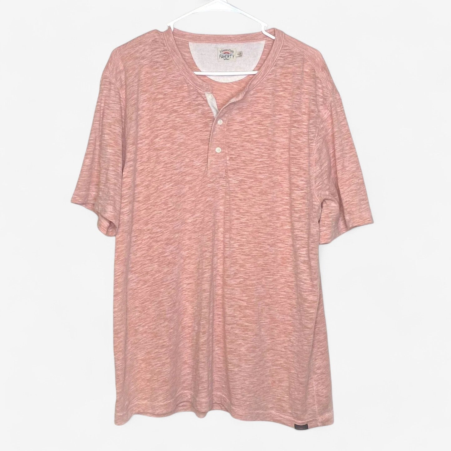 Faherty Men's Light Heather Peach Henley T-Shirt - Size XL - Short Sleeve