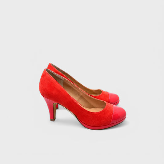 Hot In Hollywood Dress Heels - 6M - Coral Faux Suede - Cap Toe Round Toe Pumps - NIB
