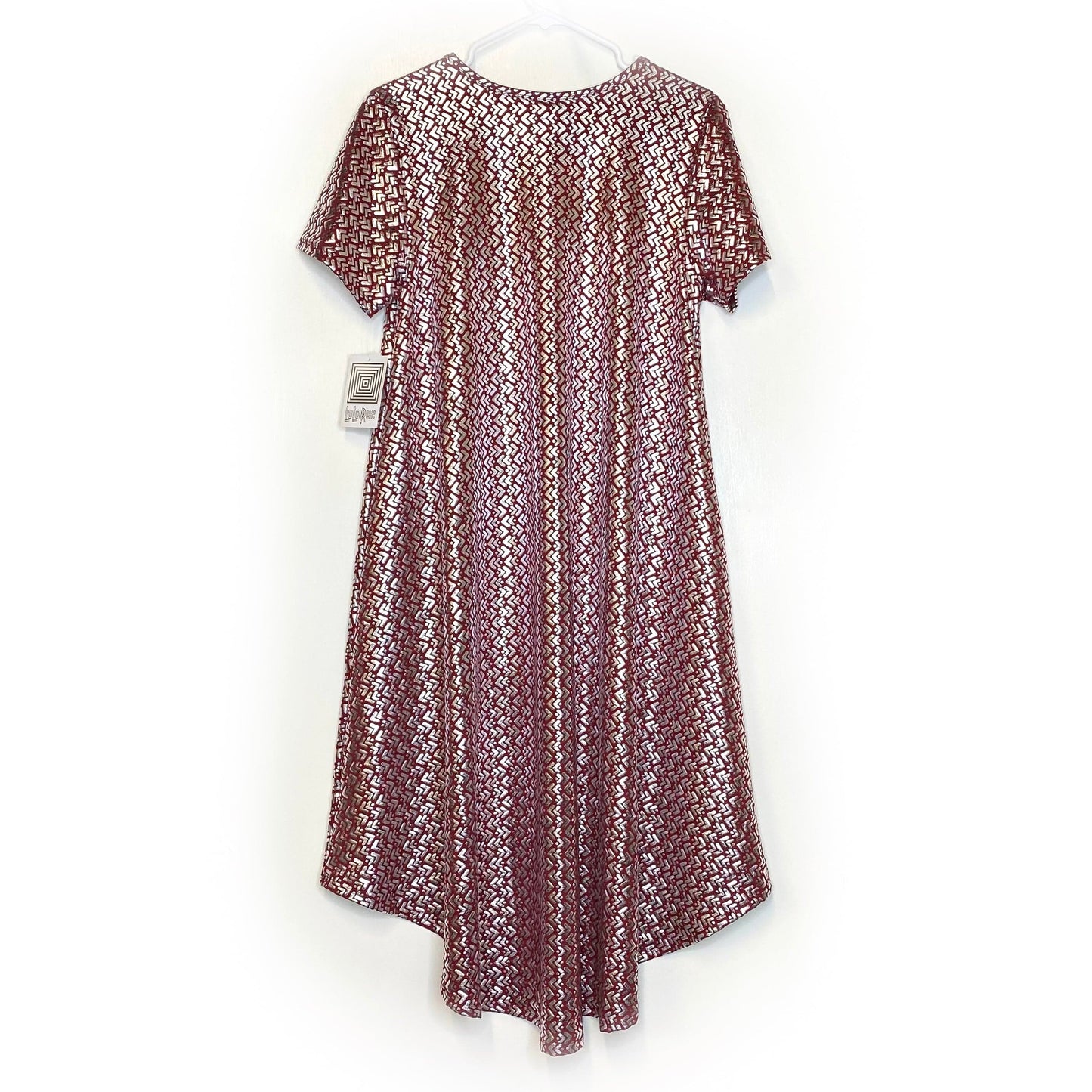 LuLaRoe Womens M ELEGANT Shiny Silver/Red Carly Chevron Swing S/s NWT