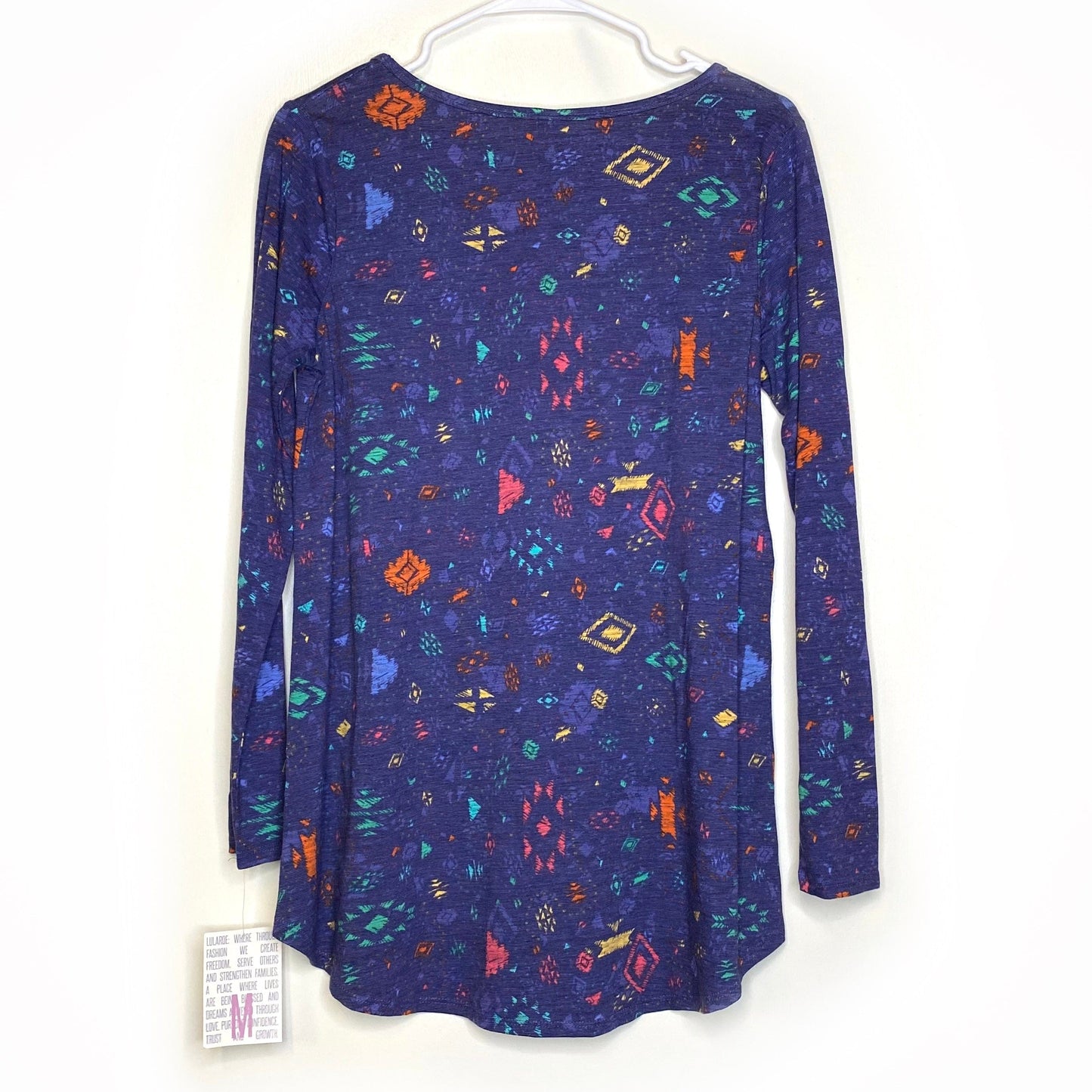 LuLaRoe Lynnae Top | M | Blue Southwestern | L/s | NWT