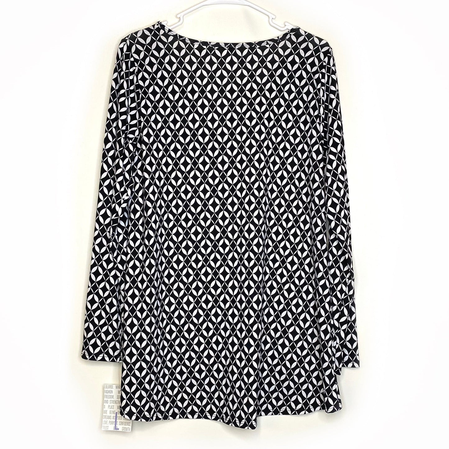 LuLaRoe Womens L Black/White Geometric Diamonds Dots T-Shirt L/s NWT