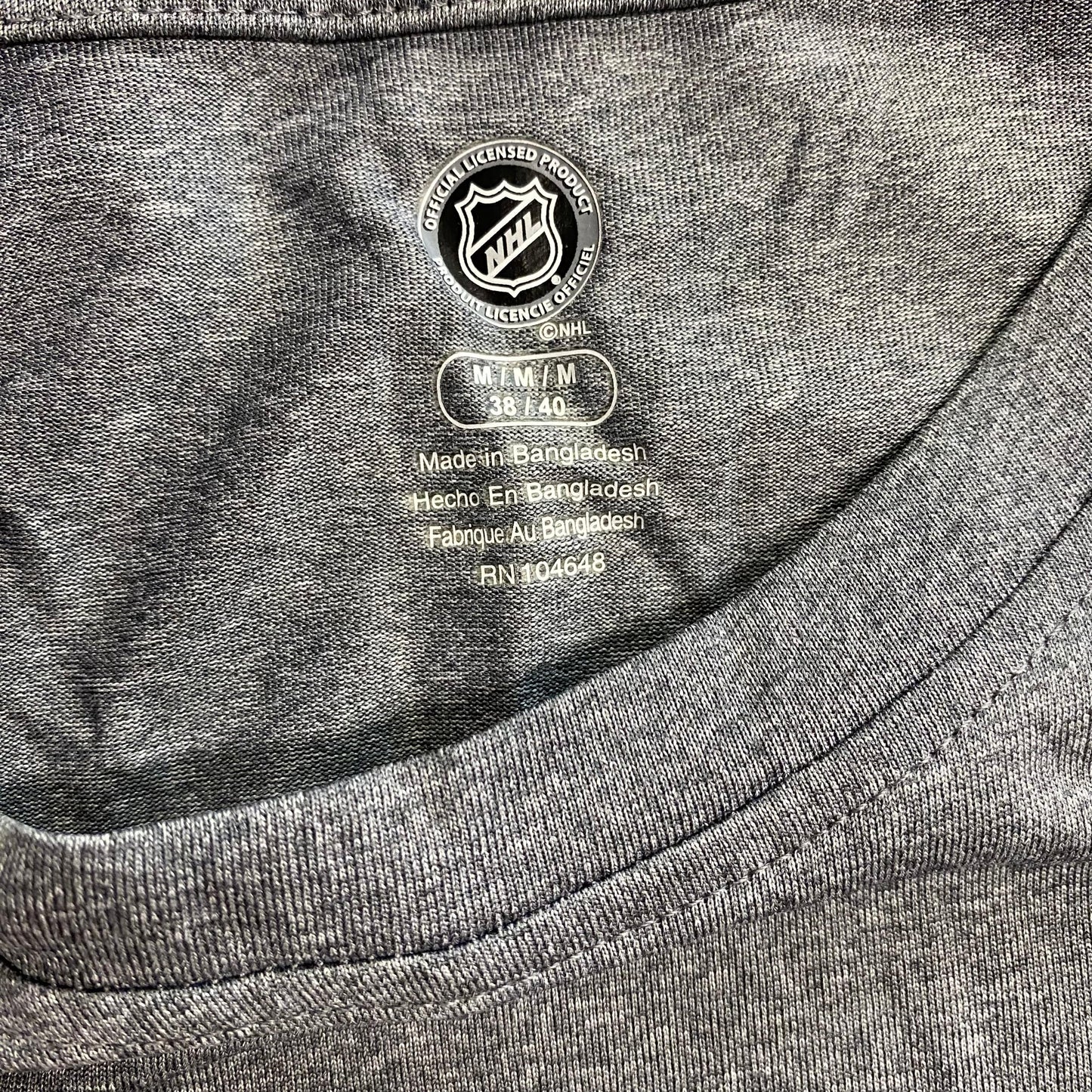 NHL Mens Chicago Blackhawks Size M (38/40) Heather Gray T-Shirt L/s - Pre-Owned