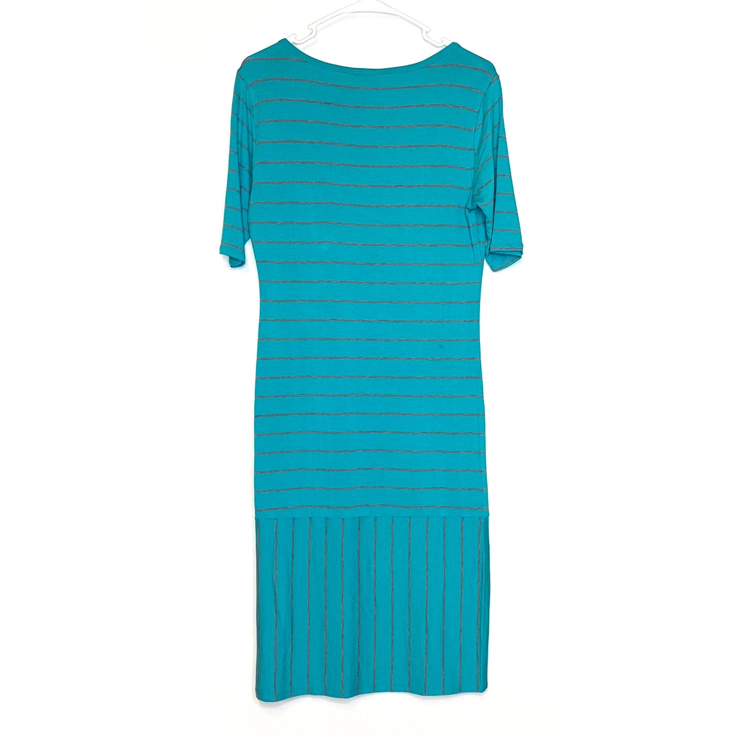 LuLaRoe Julia Bodycon Dress | M (8-10) | Gray/Green | Geometric | NWT