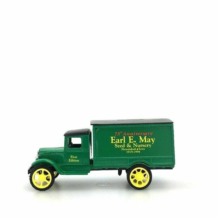 Vintage ERTL Earl May Model Toy Hawkeye Truck Bank Green 1:34 Scale