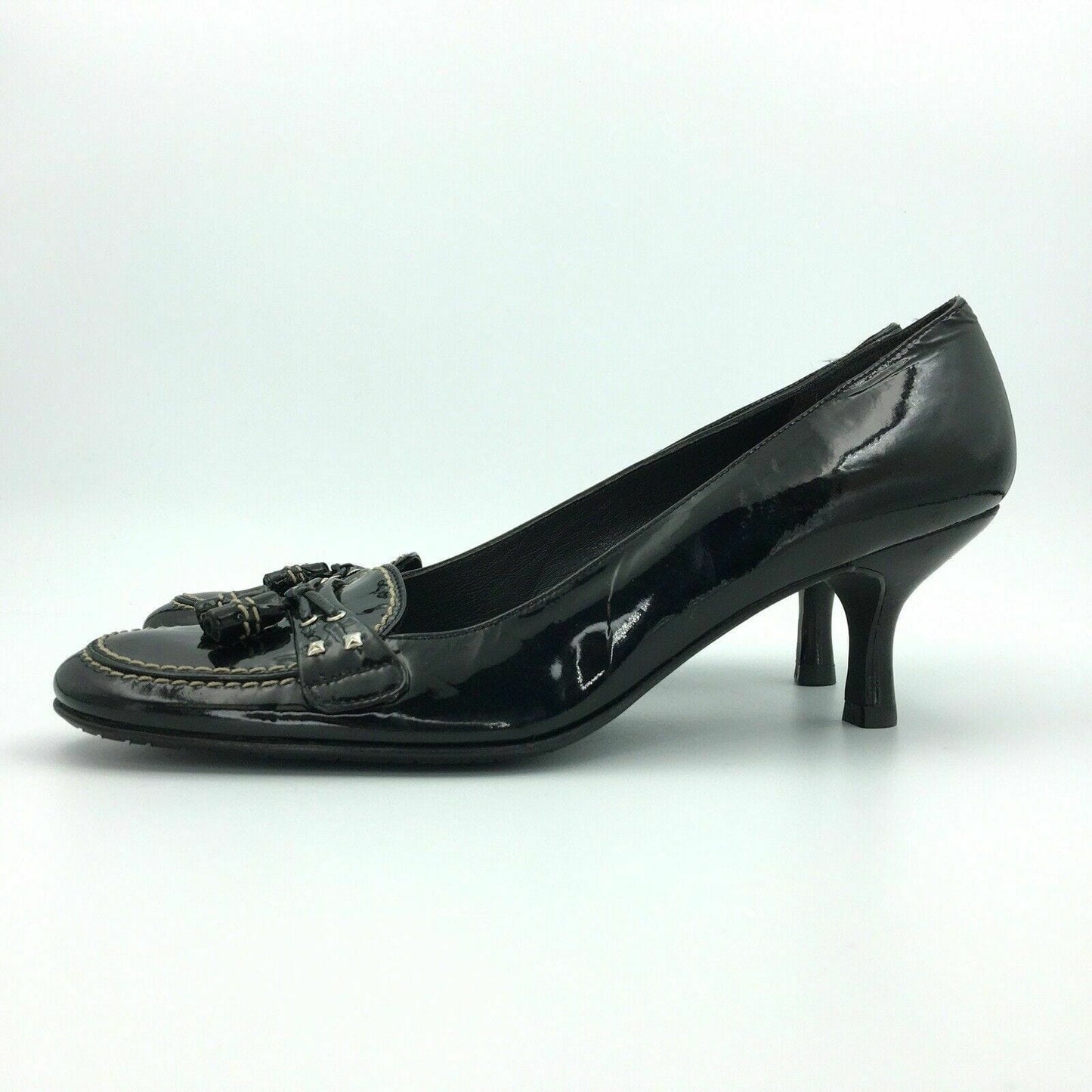 Stuart Weitzman Womens Size 8N Black Loafer Tassel Patent Leather Heels Shoes