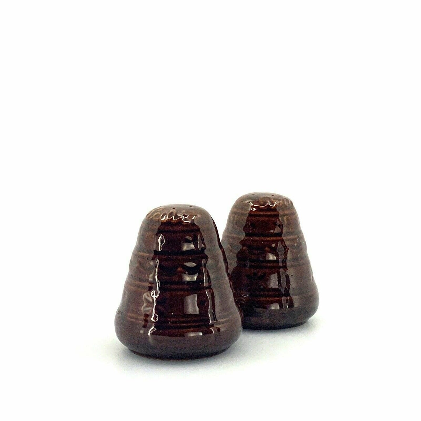 Vintage Marcrest Beehive Daisy Stoneware Salt & Pepper Shakers Set