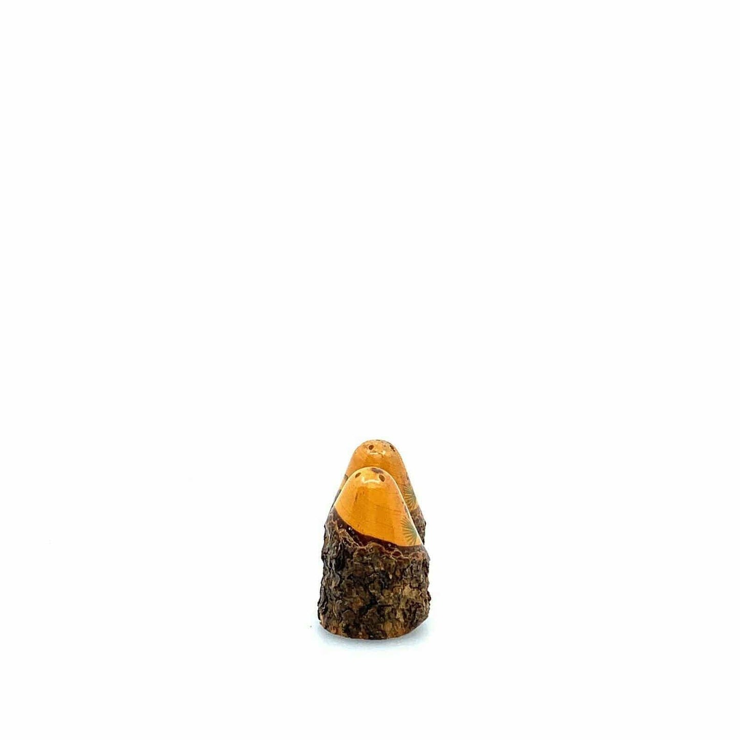 Vintage Carved Wood Salt & Pepper Shakers Rustic Bark Pinecone Cabin Decor
