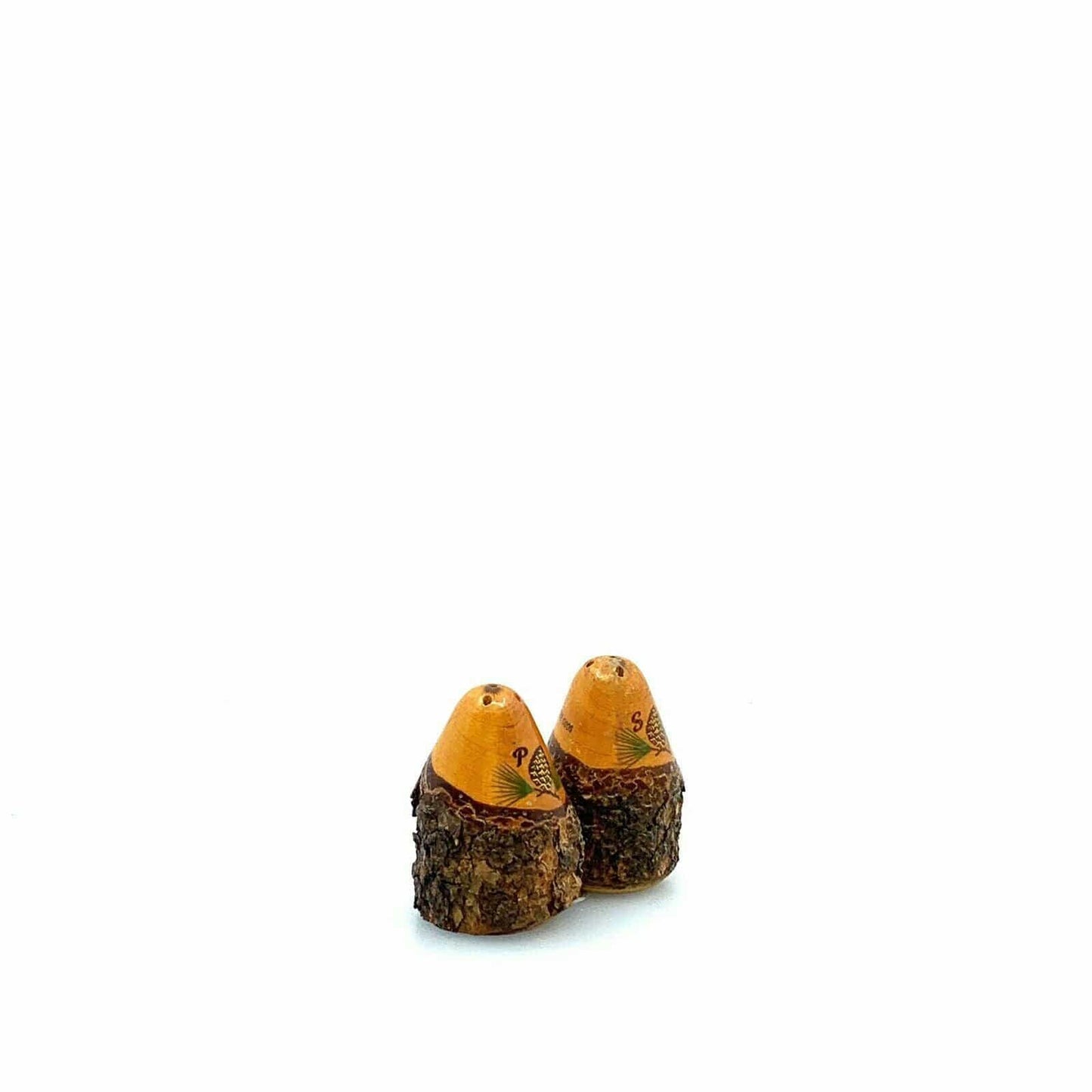 Vintage Carved Wood Salt & Pepper Shakers Rustic Bark Pinecone Cabin Decor