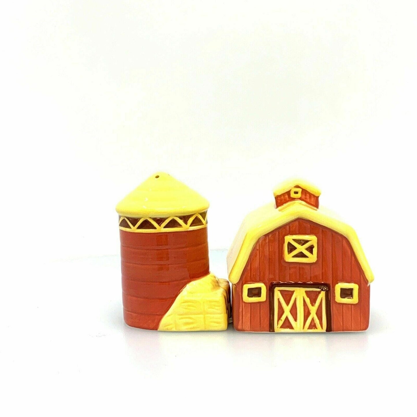 John Deere Farm Barn & Silo Ceramic Salt and Pepper Shakers Set