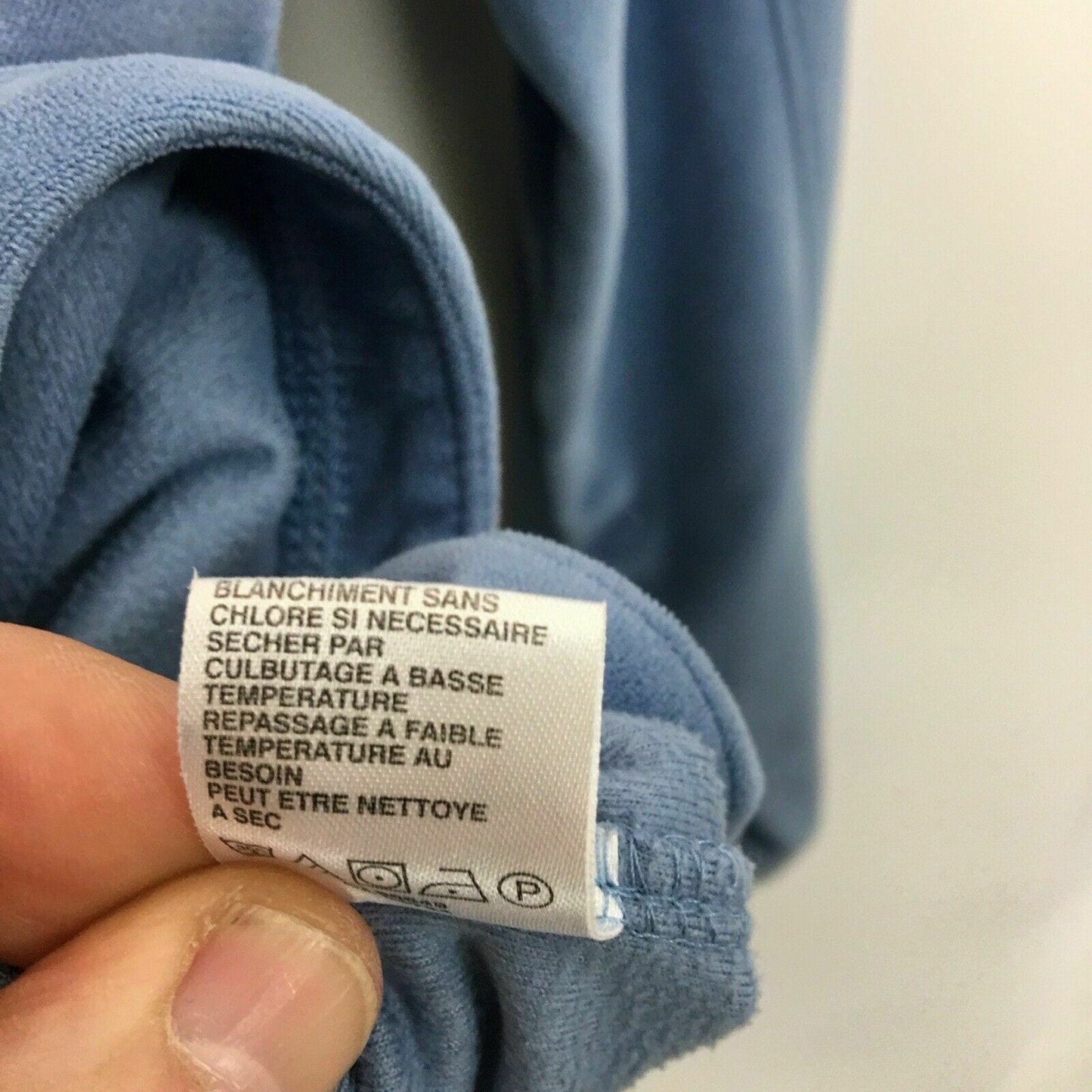 Tommy Bahama Mens 1/4 Zip Pullover Medium Paradise Tech Light Blue
