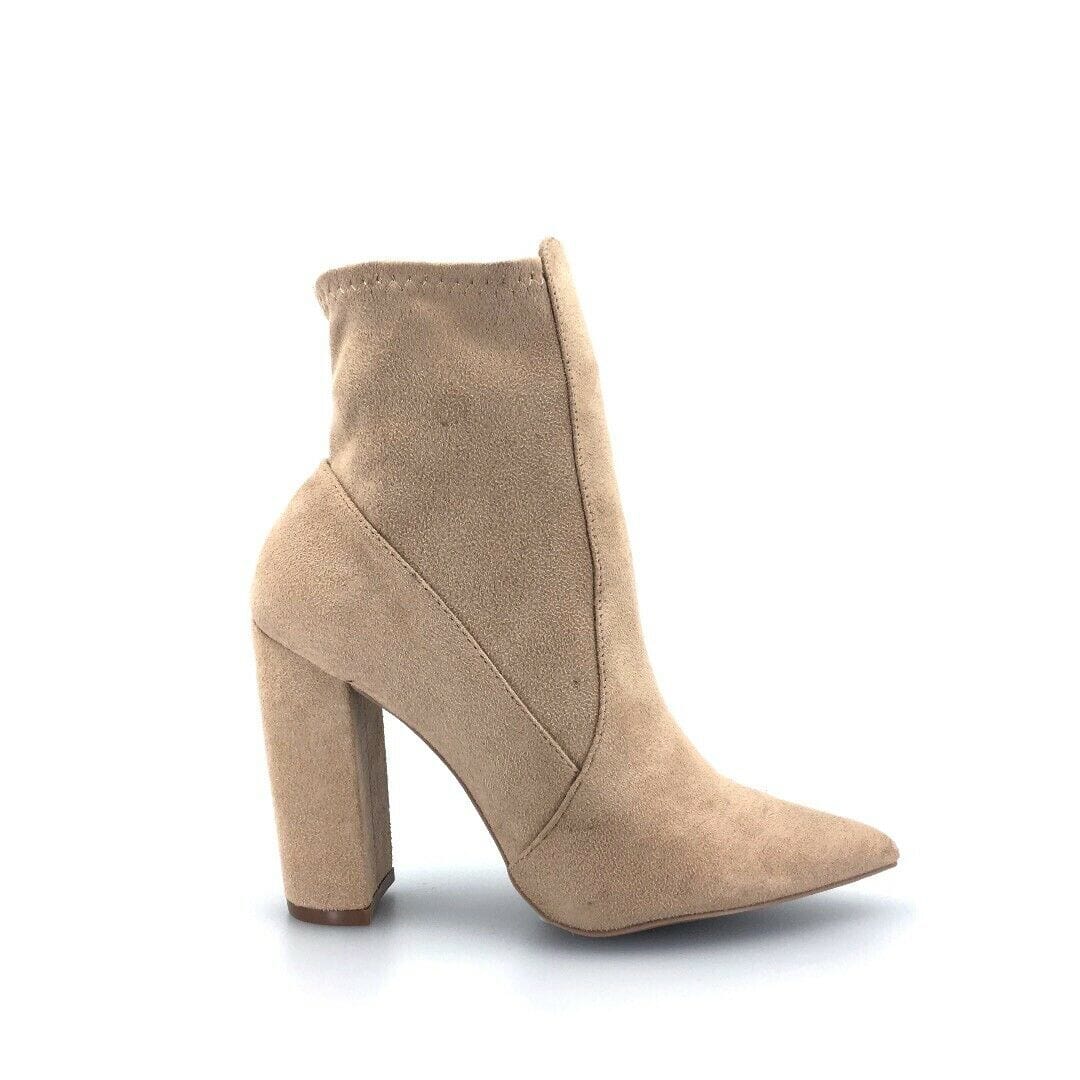 Qupid Womens Signal-99X Size 5.5 Warm Taupe Beige Stretch Suede Booties