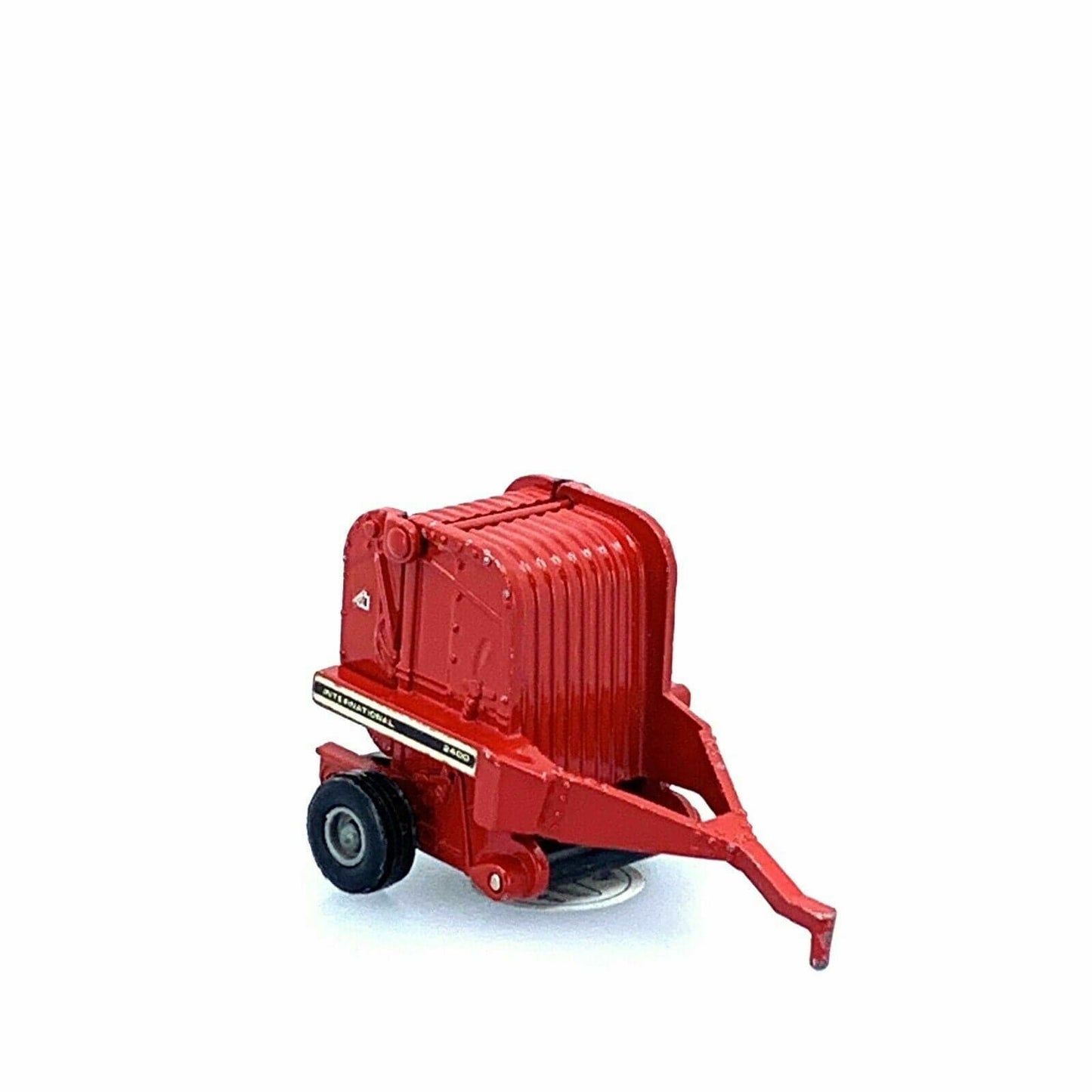 Vintage ERTL International 2400 Round Baler Diecast Toy Red 1:64 Scale