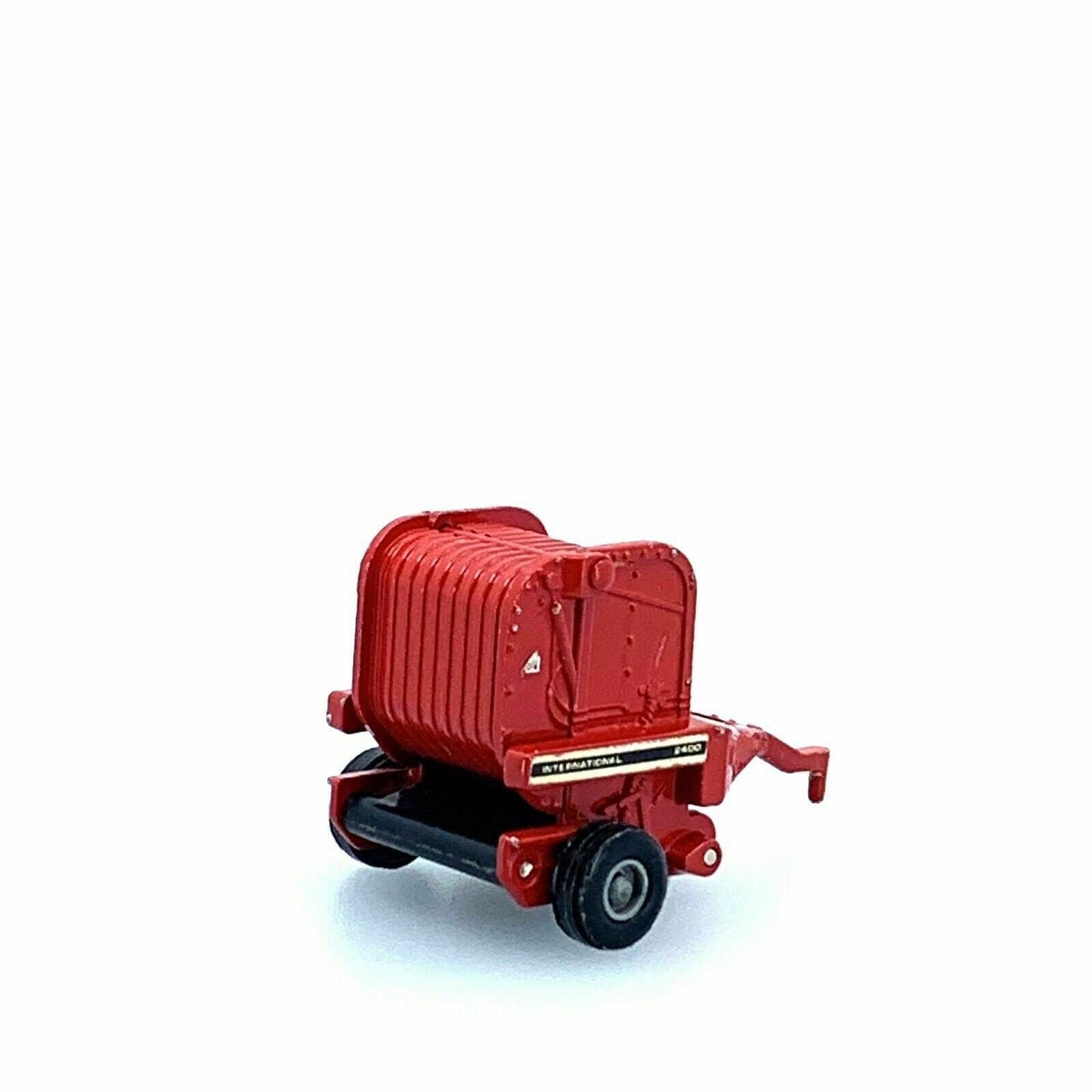 Vintage ERTL International 2400 Round Baler Diecast Toy Red 1:64 Scale