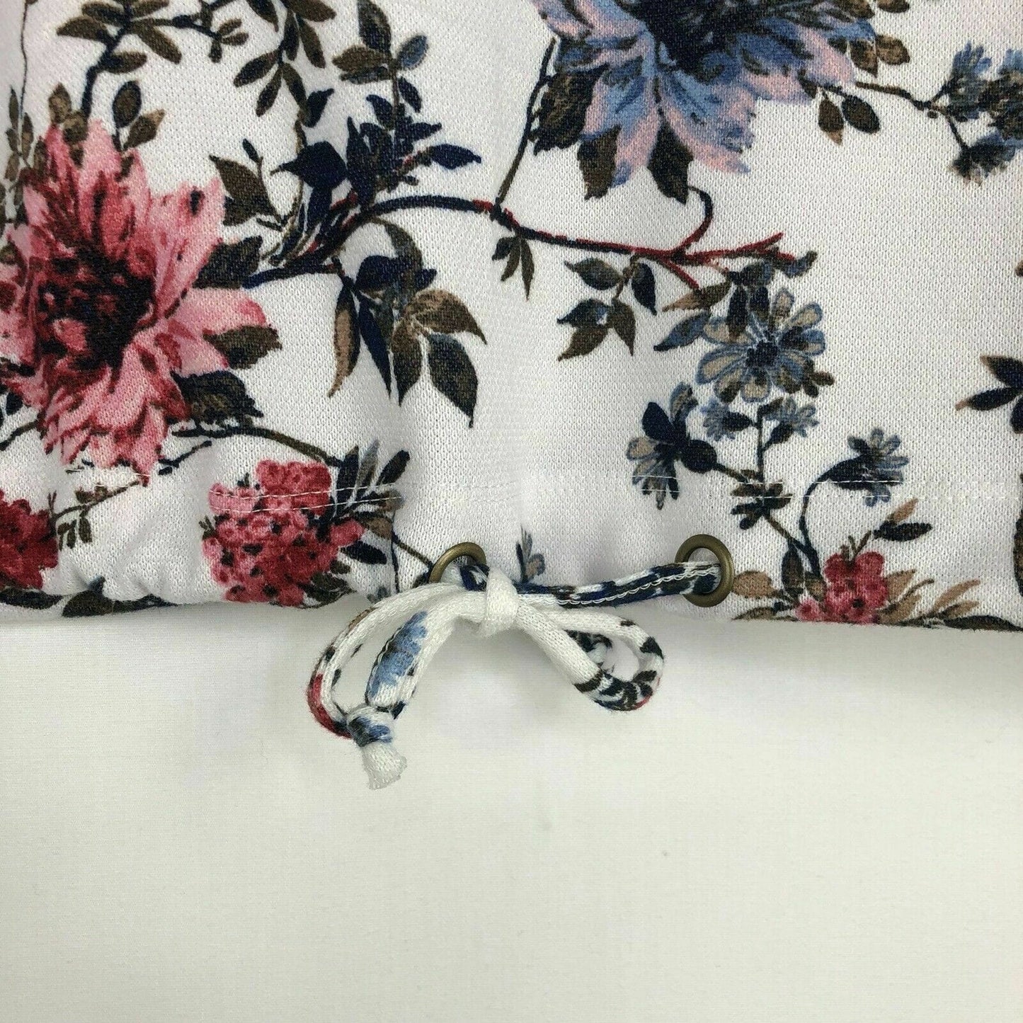 Liberty Love Women's White Floral Print Crop Sweater - Long Sleeve Drawstring Waist - Size M