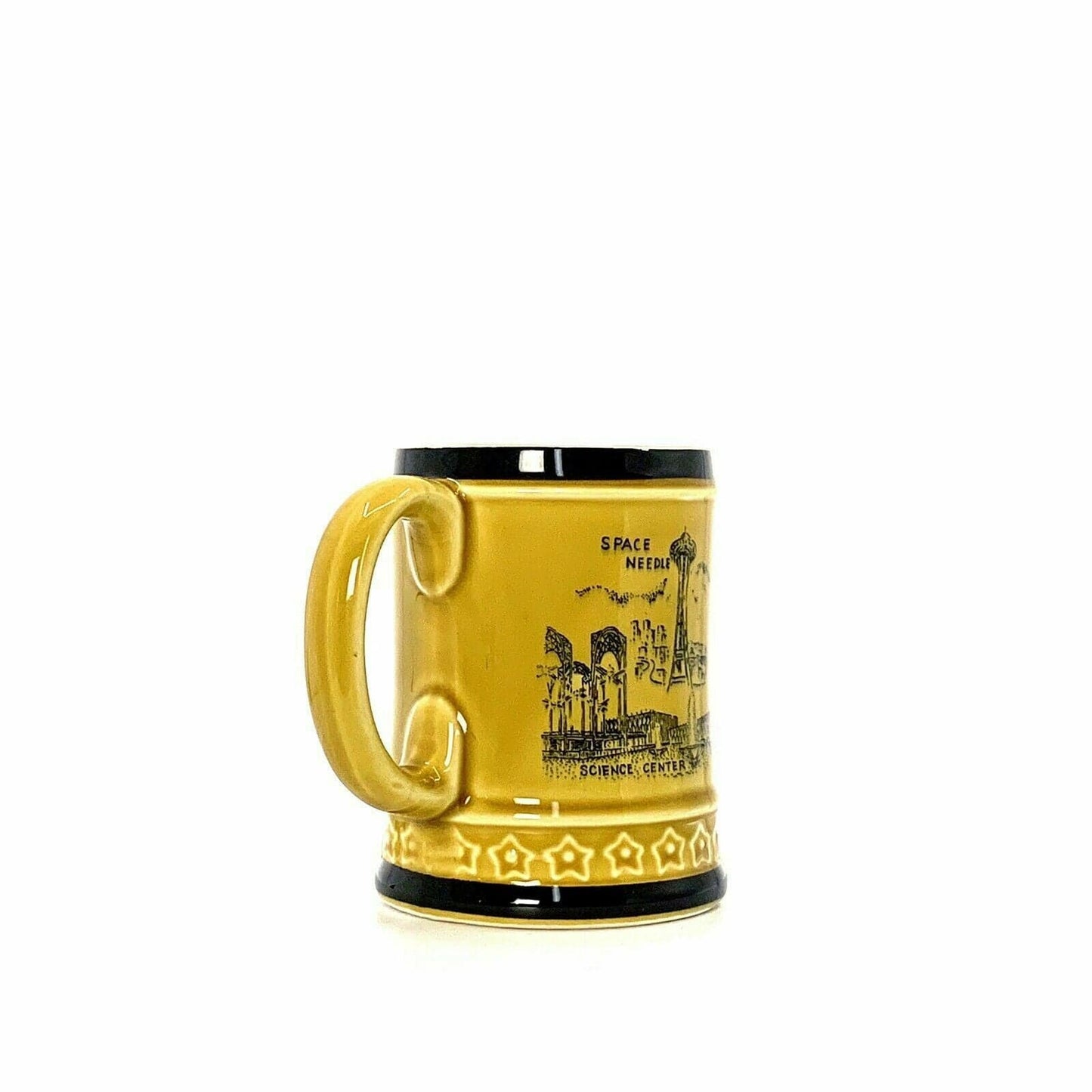 SEATTLE WASHINGTON Ceramic Souvenir Coffee Cup Mug, Yellow - 12 fl oz