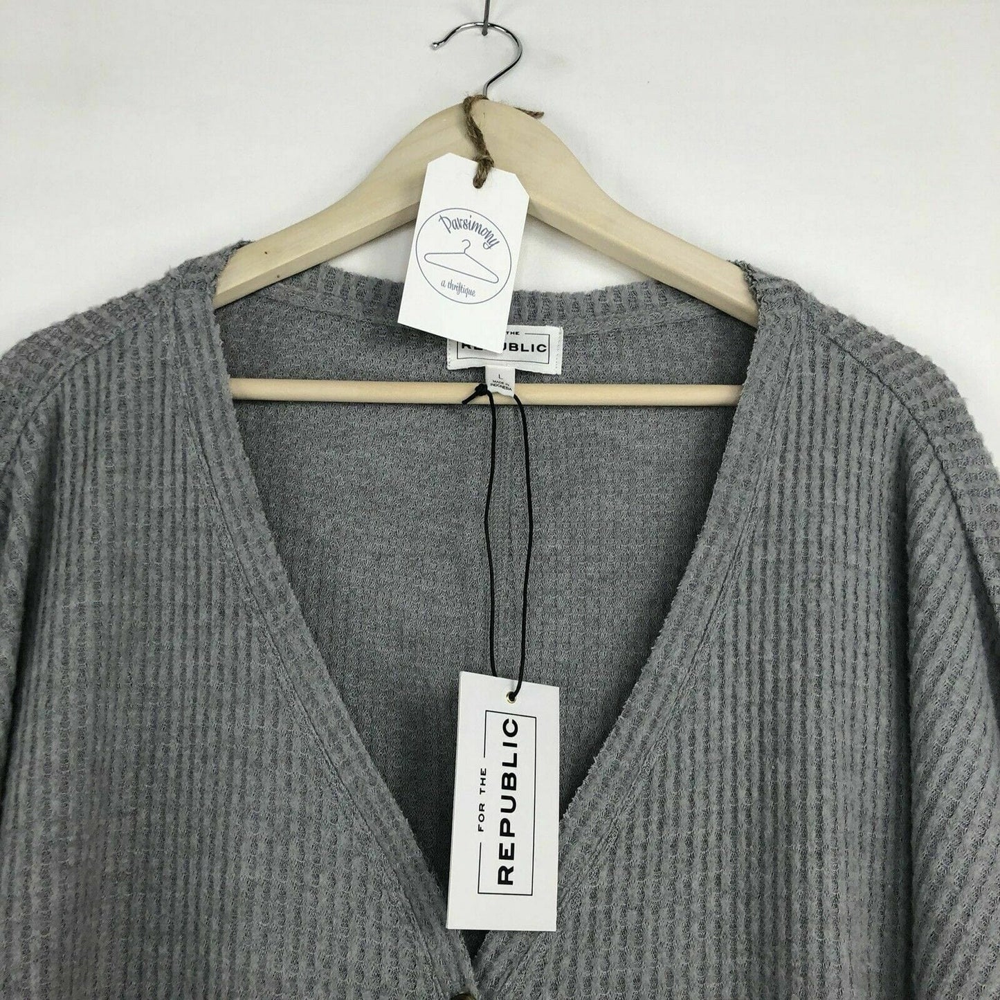 For the Republic Women's Heather Gray Waffle Knit Lightweight Cardigan Sweater - Size L
