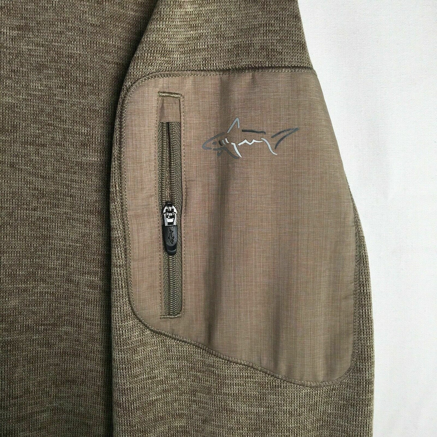 Greg Norman Men's Light Brown 1/4 Button Pullover Fleece Sweater with Arm Pocket - Size M - Pre-Owned