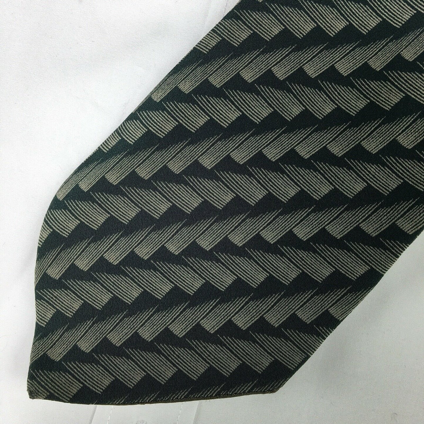 GIORGIO ARMANI Mens Cravatte Green Brushstroke Print 100% Italian Silk Neck Tie 56”