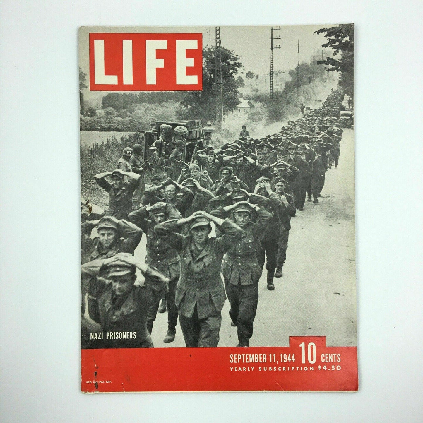Vintage Life Magazine September 11, 1944 - Collectible - Very Good - Unisex