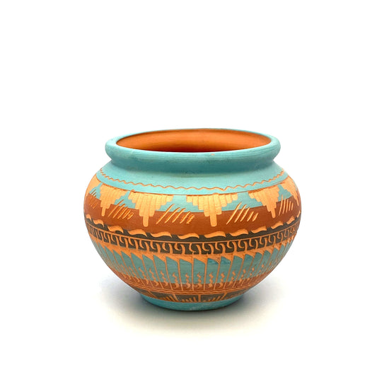 Navajo Pottery Anna Tsosie Signed Terra Cotta Hand Etched Pot 5”