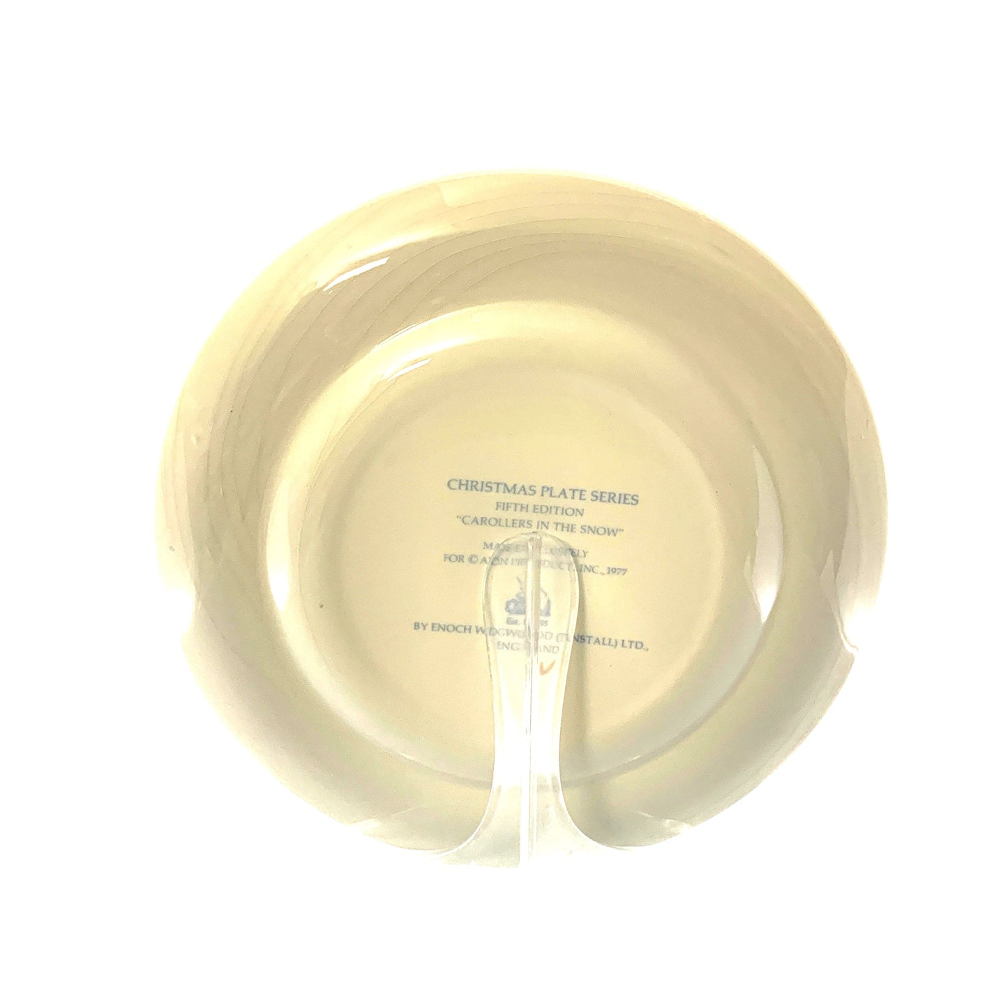 Vintage Avon Christmas Plate Series Fifth Edition “Carollers In The Slow” 1977
