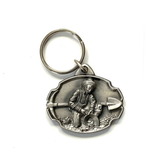 Vtg Siskiyou Silvertone Keychain Key Ring Man Panner Panning 1984