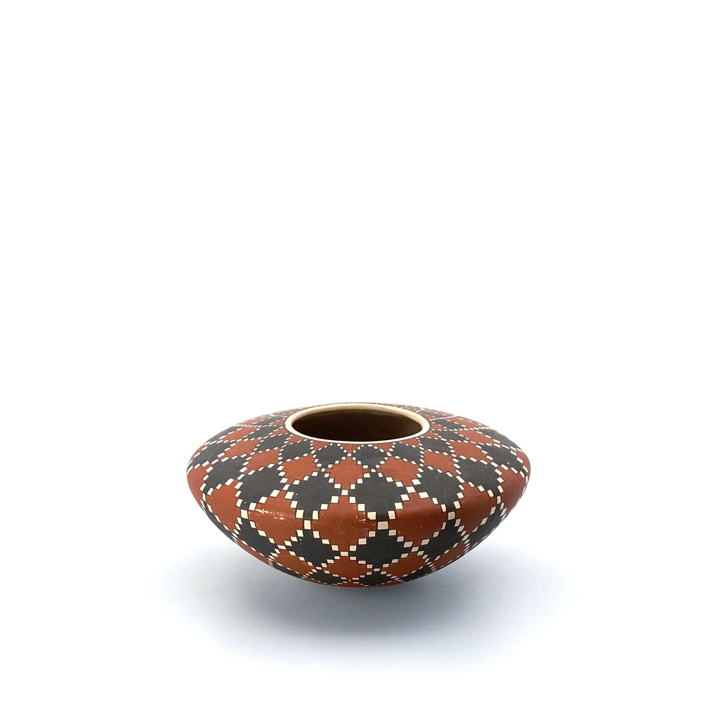 Vintage Julio Mora Seed Pot Mata Ortiz Casas Grandes Black Brown White Diamond