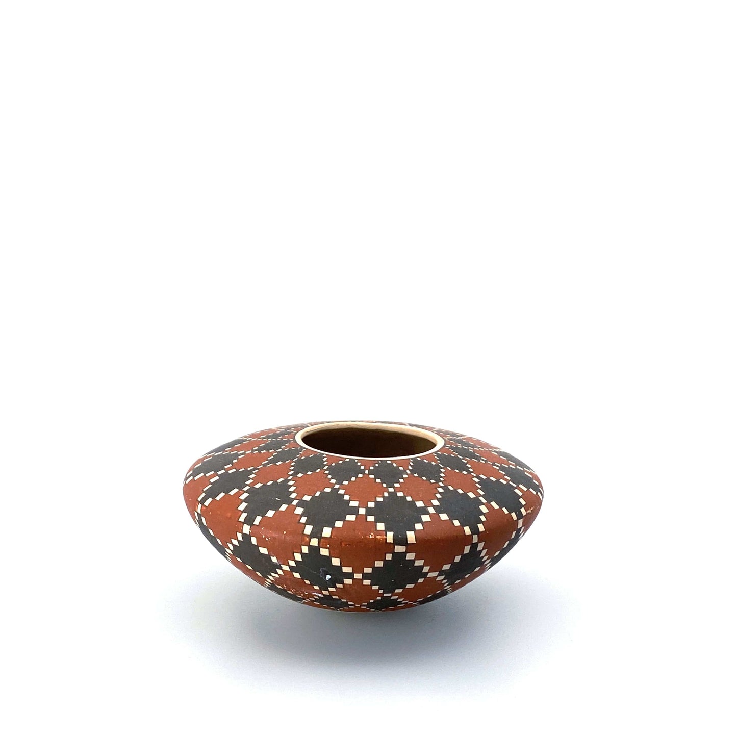 Vintage Julio Mora Seed Pot Mata Ortiz Casas Grandes Black Brown White Diamond