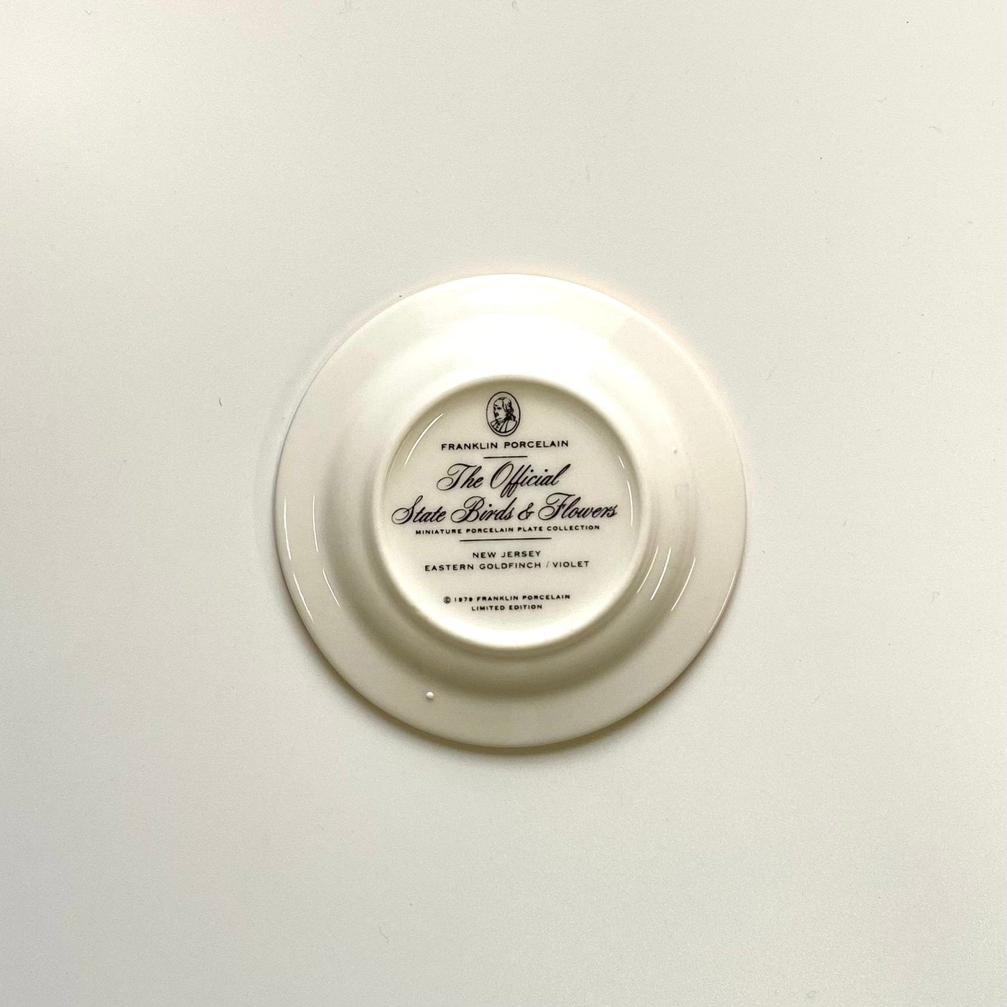 Franklin Porcelain State Birds and Flowers Miniature Plate NEW JERSEY Eastern Goldfinch / Violet