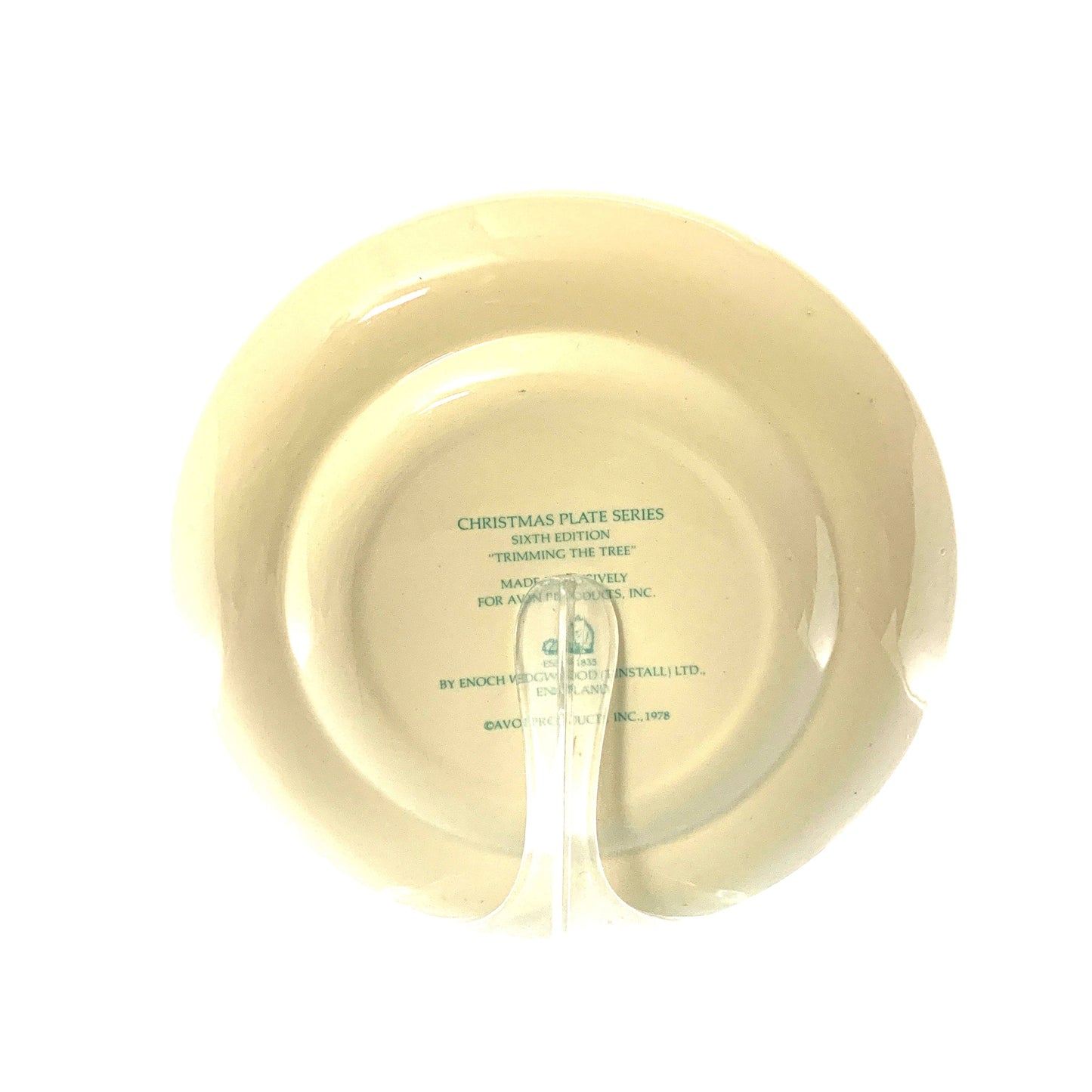 Vintage Avon Christmas Plate Series Sixth Edition “Trimming The Tree” 1978