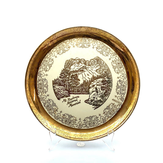 Vintage State Souvenir Plate “Mt. Rushmore National Memorial” Collectible, White - 10.25”