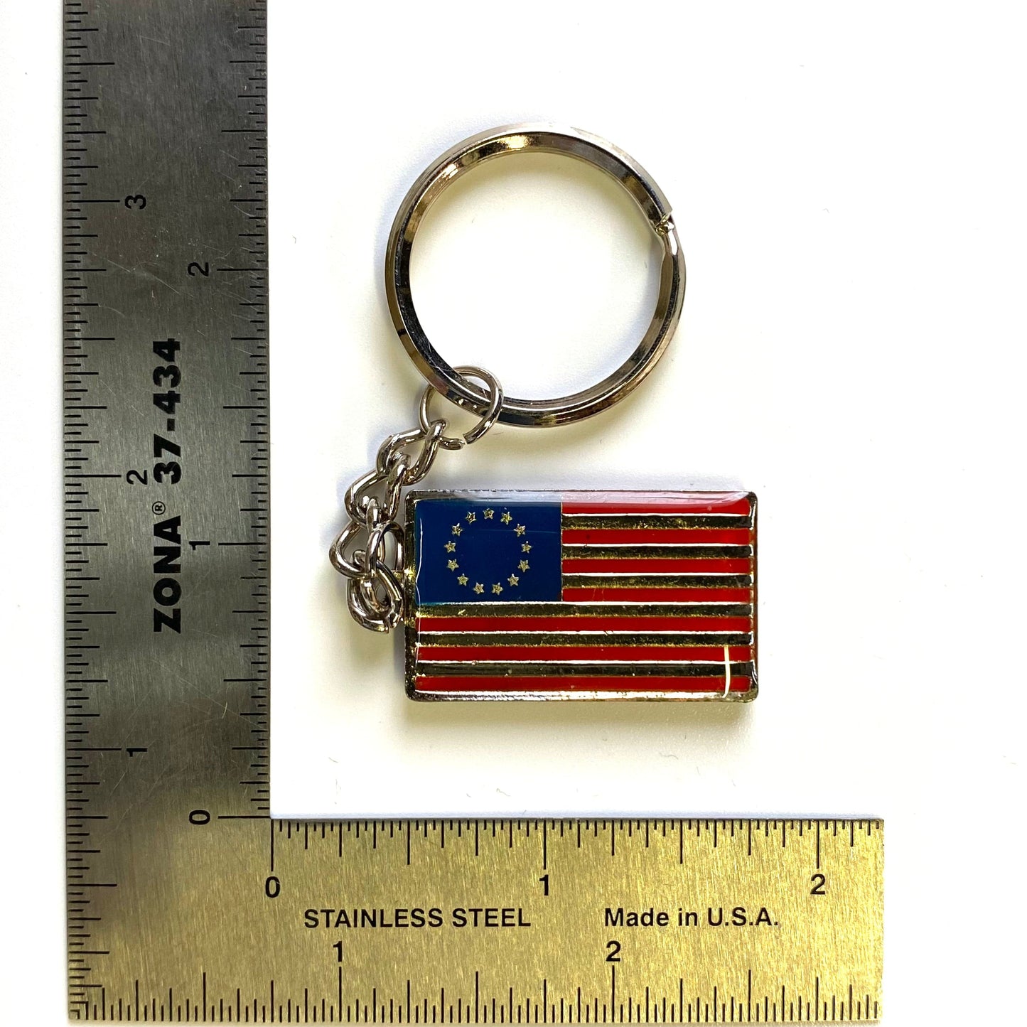 Vintage UNITED STATES OF AMERICA Flag Enamel Souvenir Keychain Key Ring Metal Multicolor