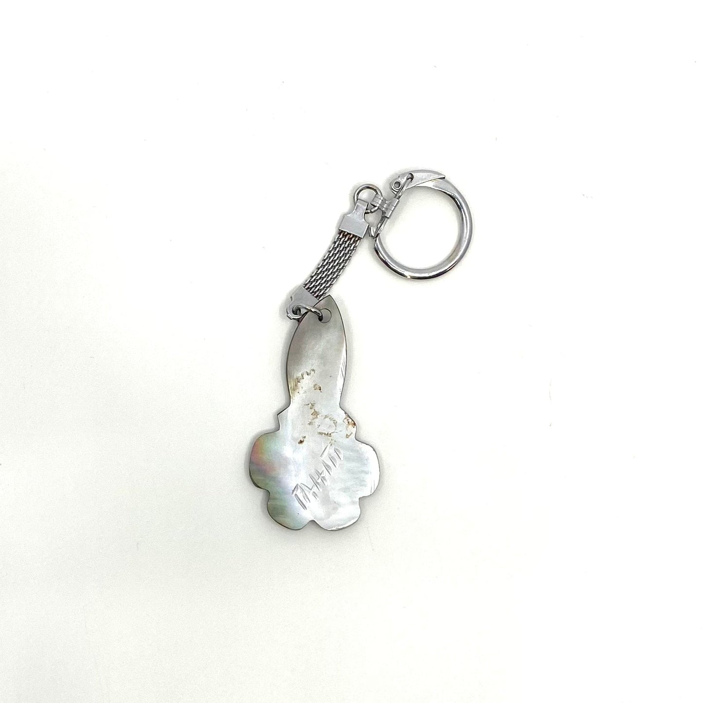 Vintage Tahiti Mother of Pearl Hand-Carved Gardenia Souvenir Keychain Key Ring