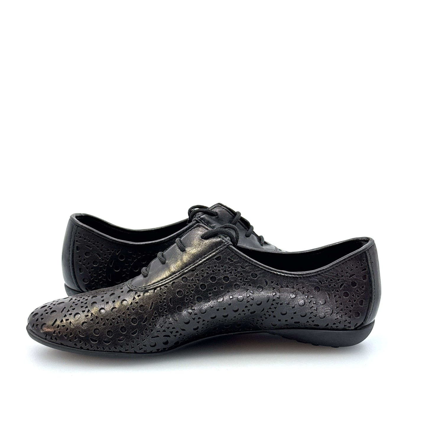 Sesto Meucci Womens Size 5M Betka Laser-Cut Oxford Sneakers, Black