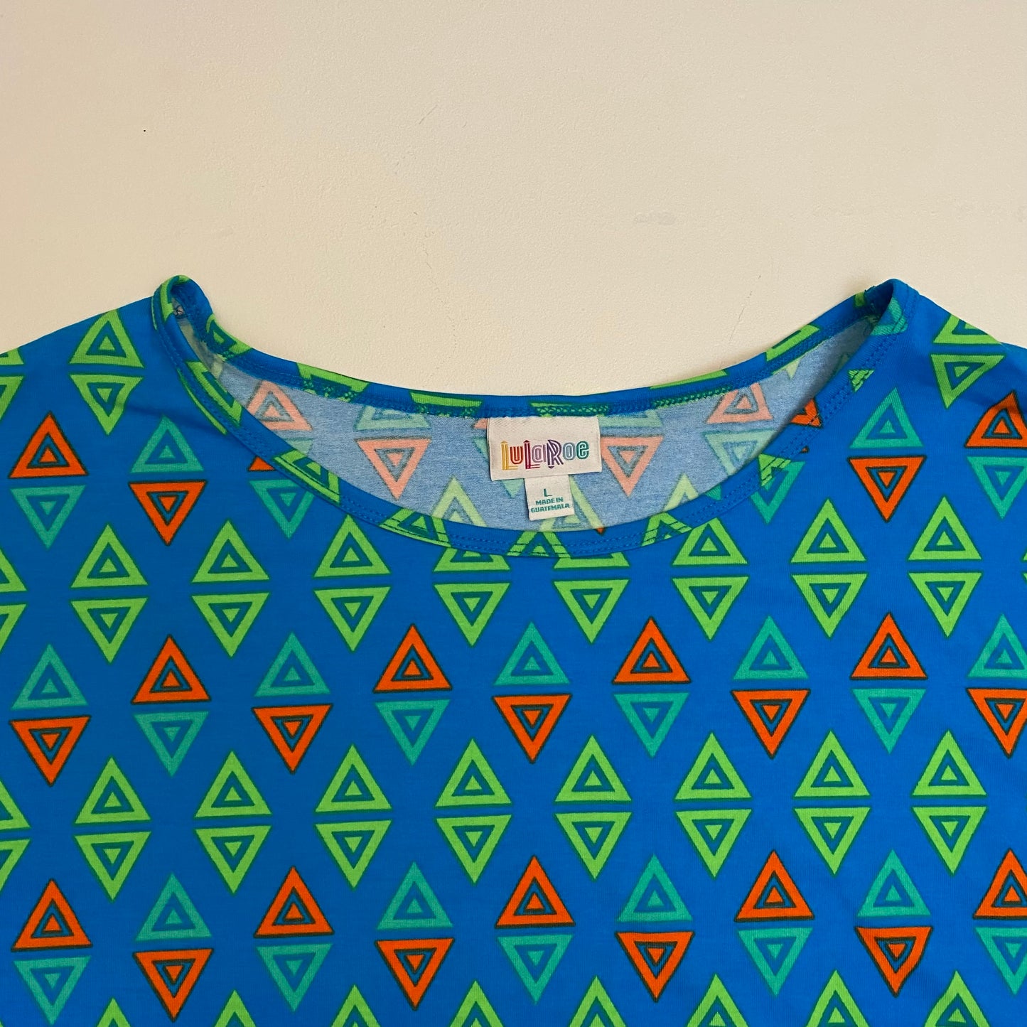 LuLaRoe Irma High-Low S/s Tunic | L (14-16) | Blue/Green/Orange Triangles | NWT