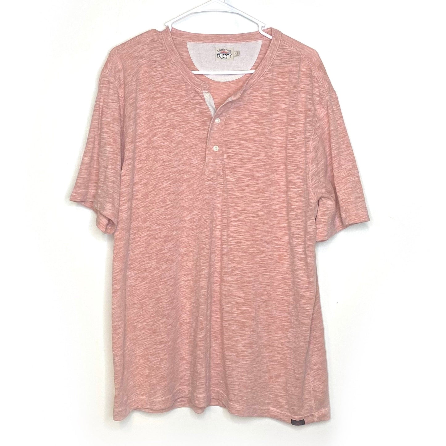 Faherty Mens Size XL Light Heather Peach Henley T-Shirt S/s Pre-Owned