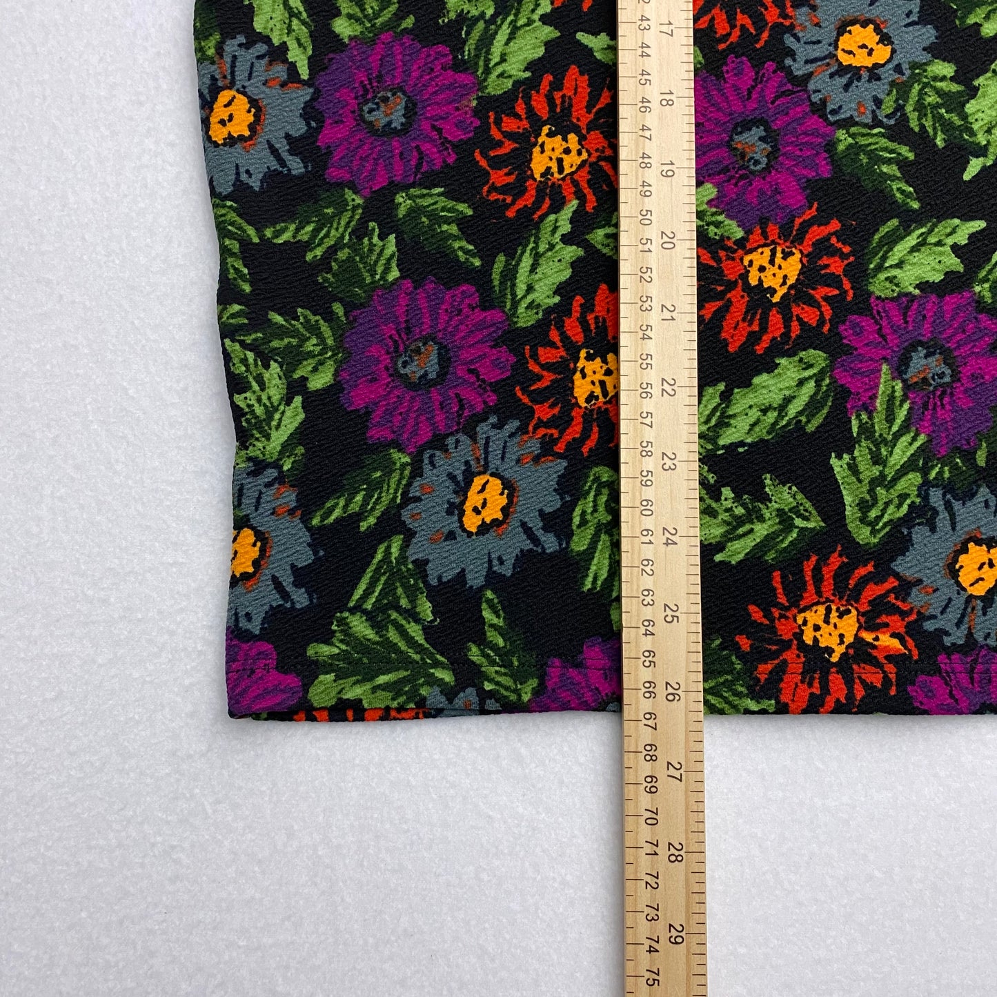 LuLaRoe Cassie Pencil Skirt | XL (18-20) | Black/Multicolor Floral | NWT